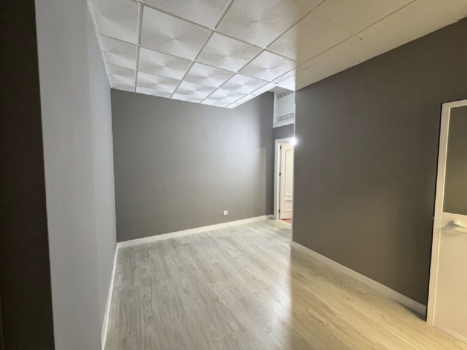 à vendre local commercial Estepona Costa Del Sol Occidental 8