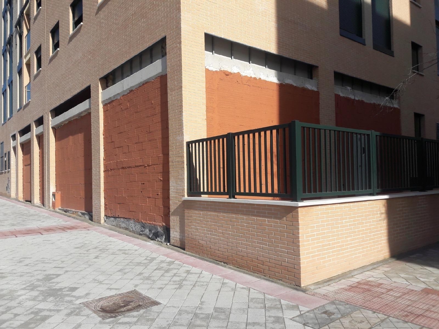  te koop bedrijfsruimte Fuenlabrada Sierra De Alcaraz 7