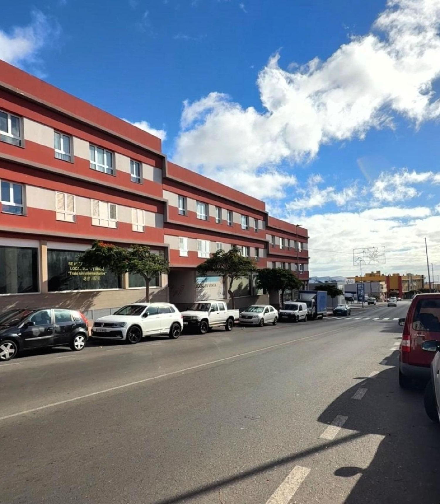  till salu lokal Ingenio Área Este 3