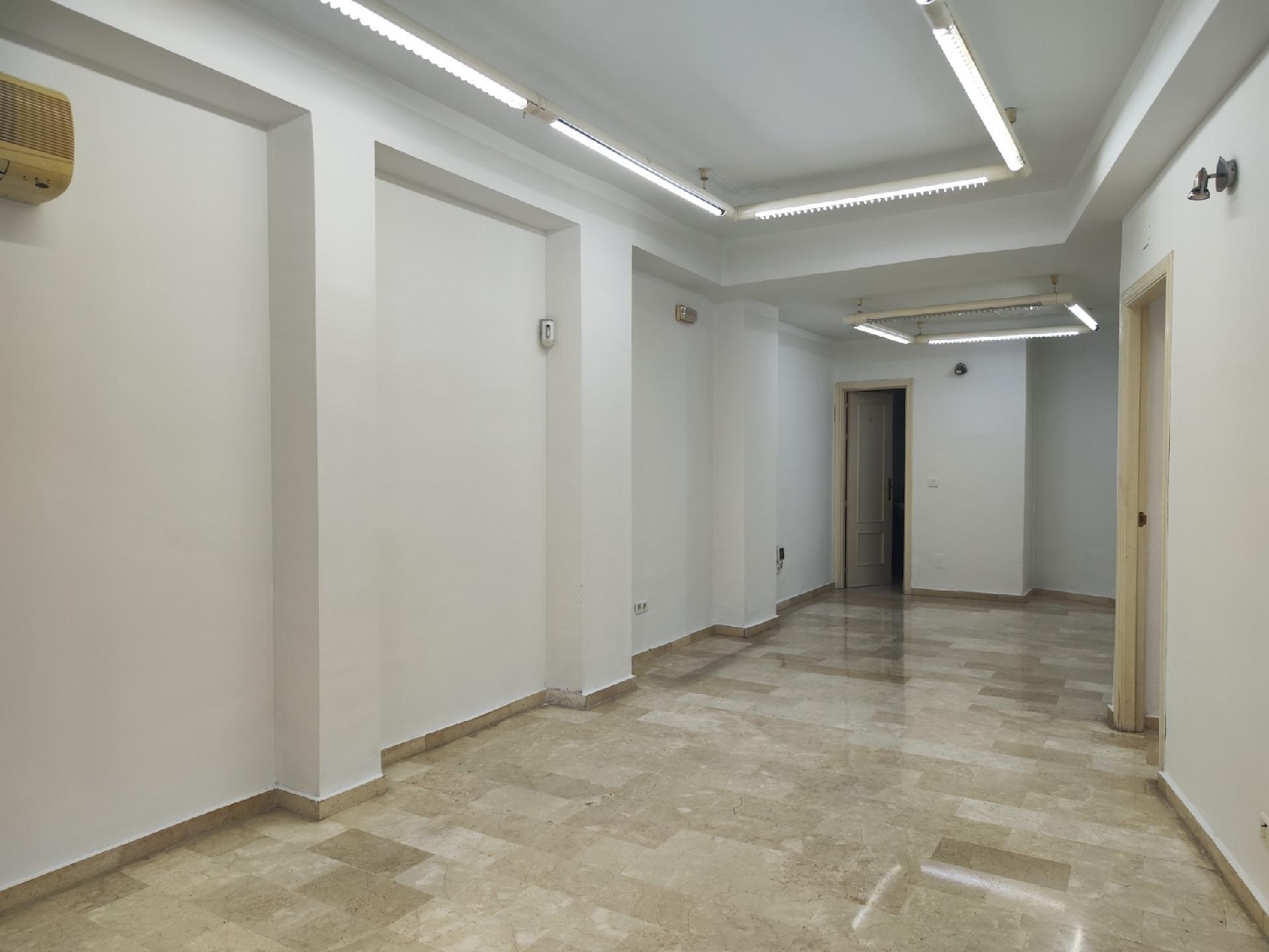  te koop bedrijfsruimte Málaga Del Fresno Campiña 4