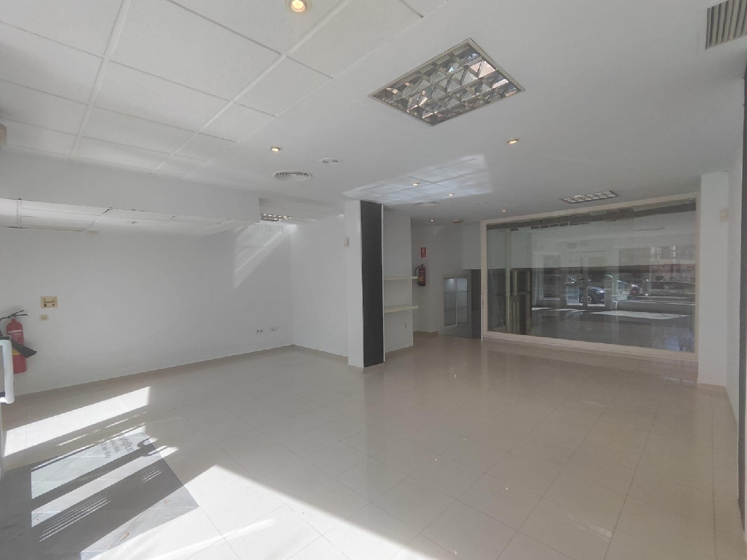  till salu lokal Málaga Del Fresno Campiña 3