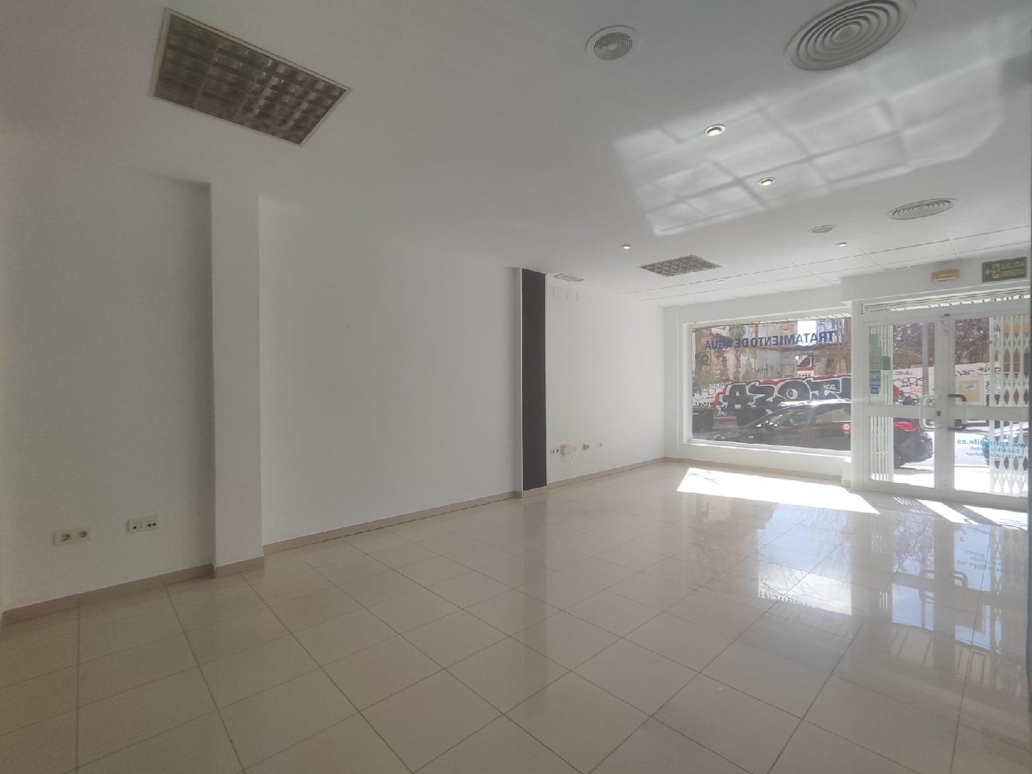  till salu lokal Málaga Del Fresno Campiña 4