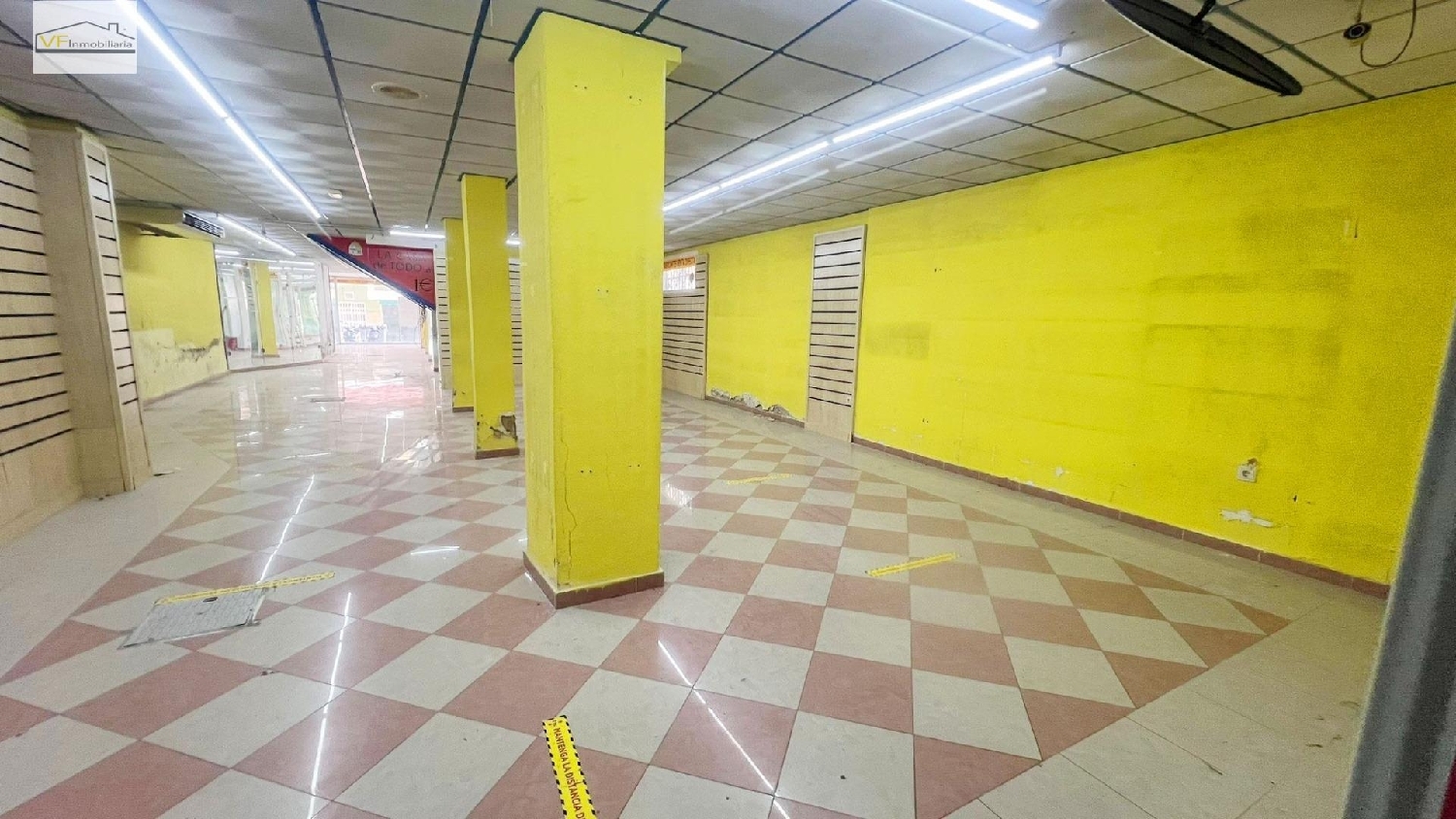  for sale commercial premise Málaga Del Fresno Campiña 1