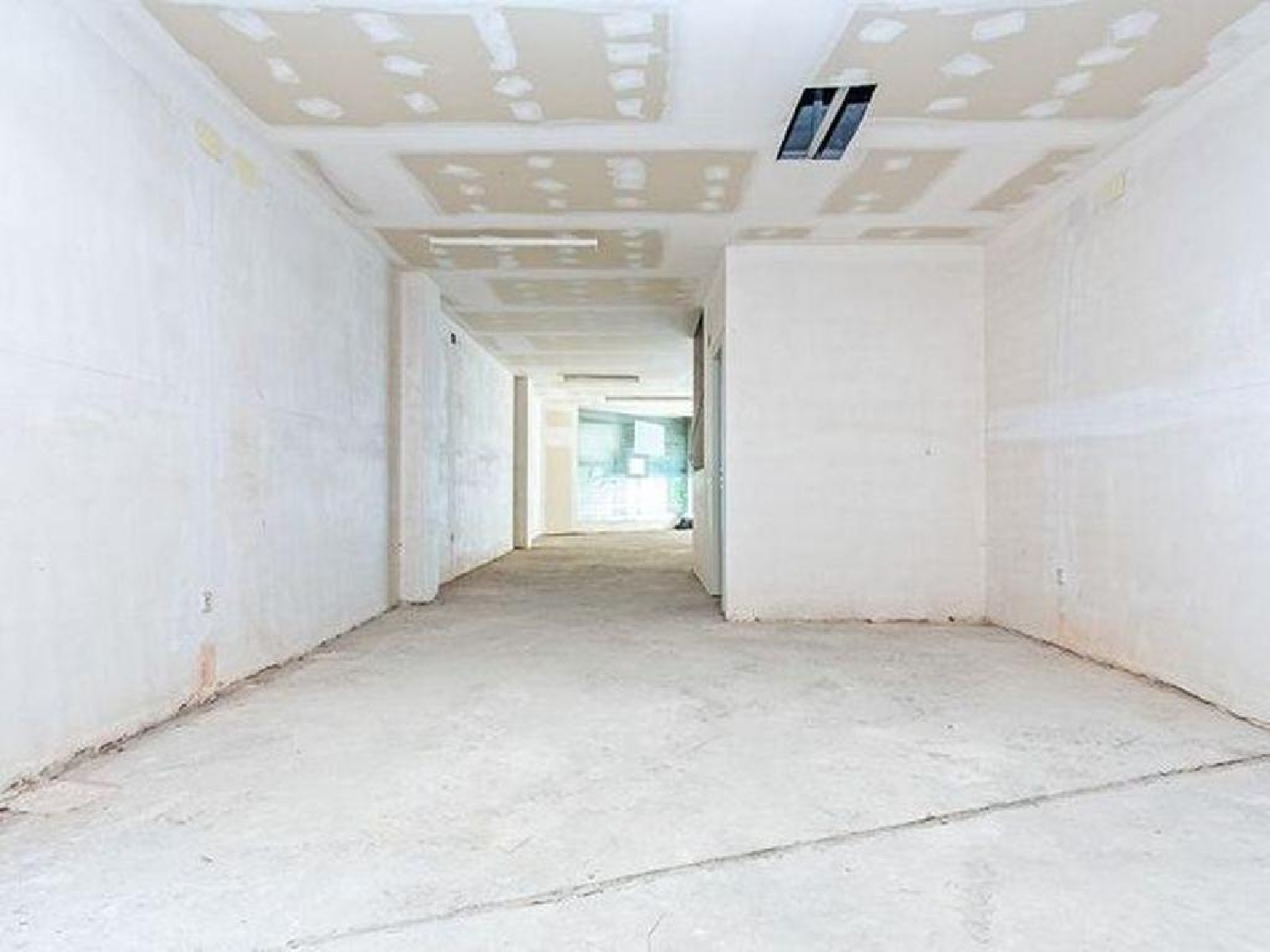  à vendre local commercial Manresa Bages 2