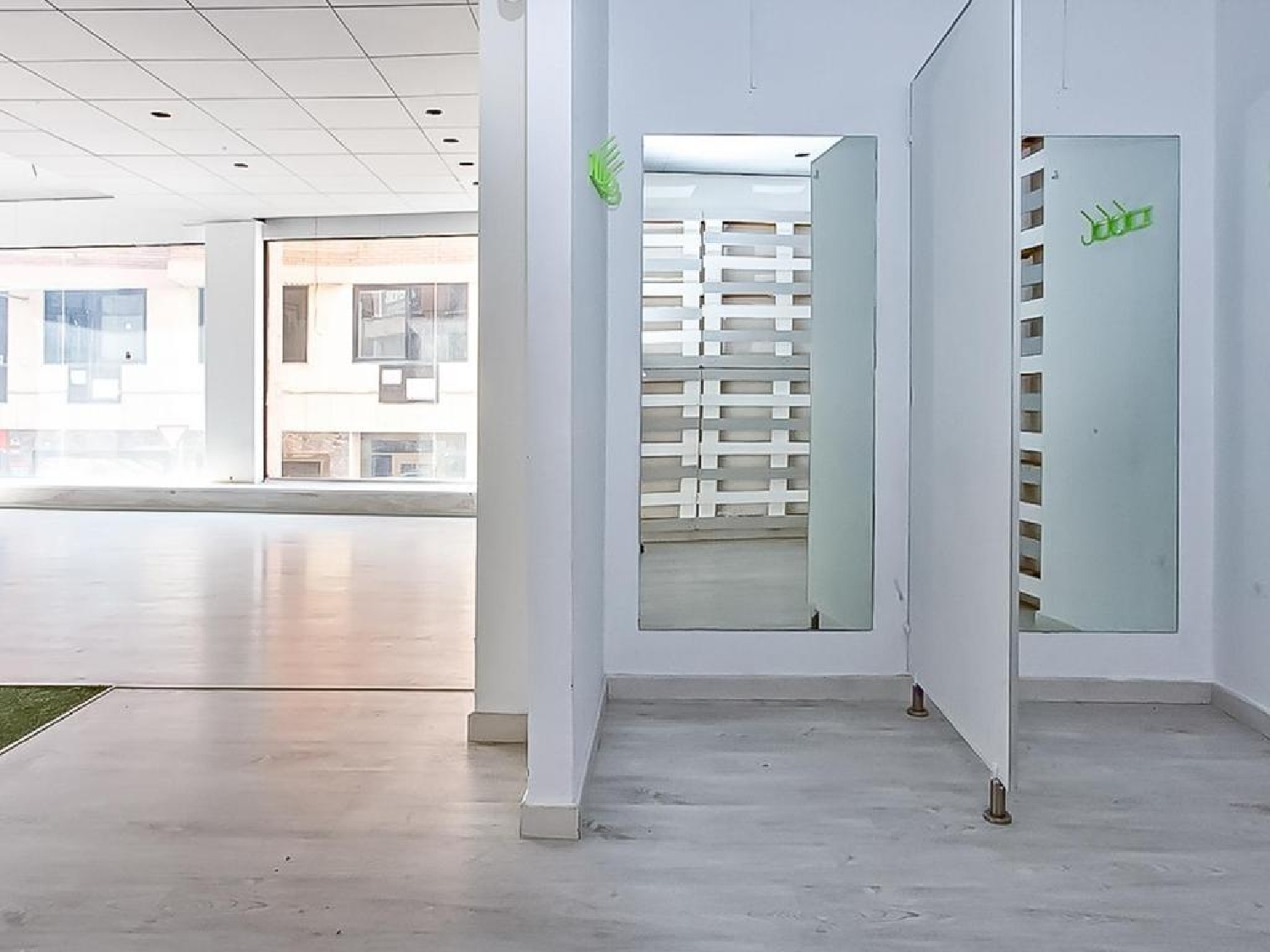 à vendre local commercial Manresa Bages 7