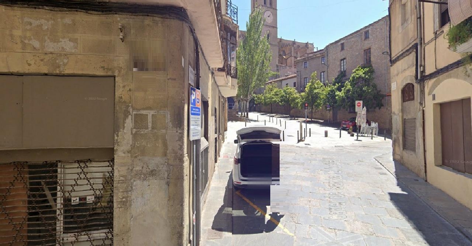  till salu lokal Manresa Bages 4