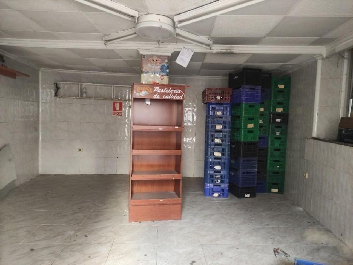  till salu lokal Manresa Bages 1