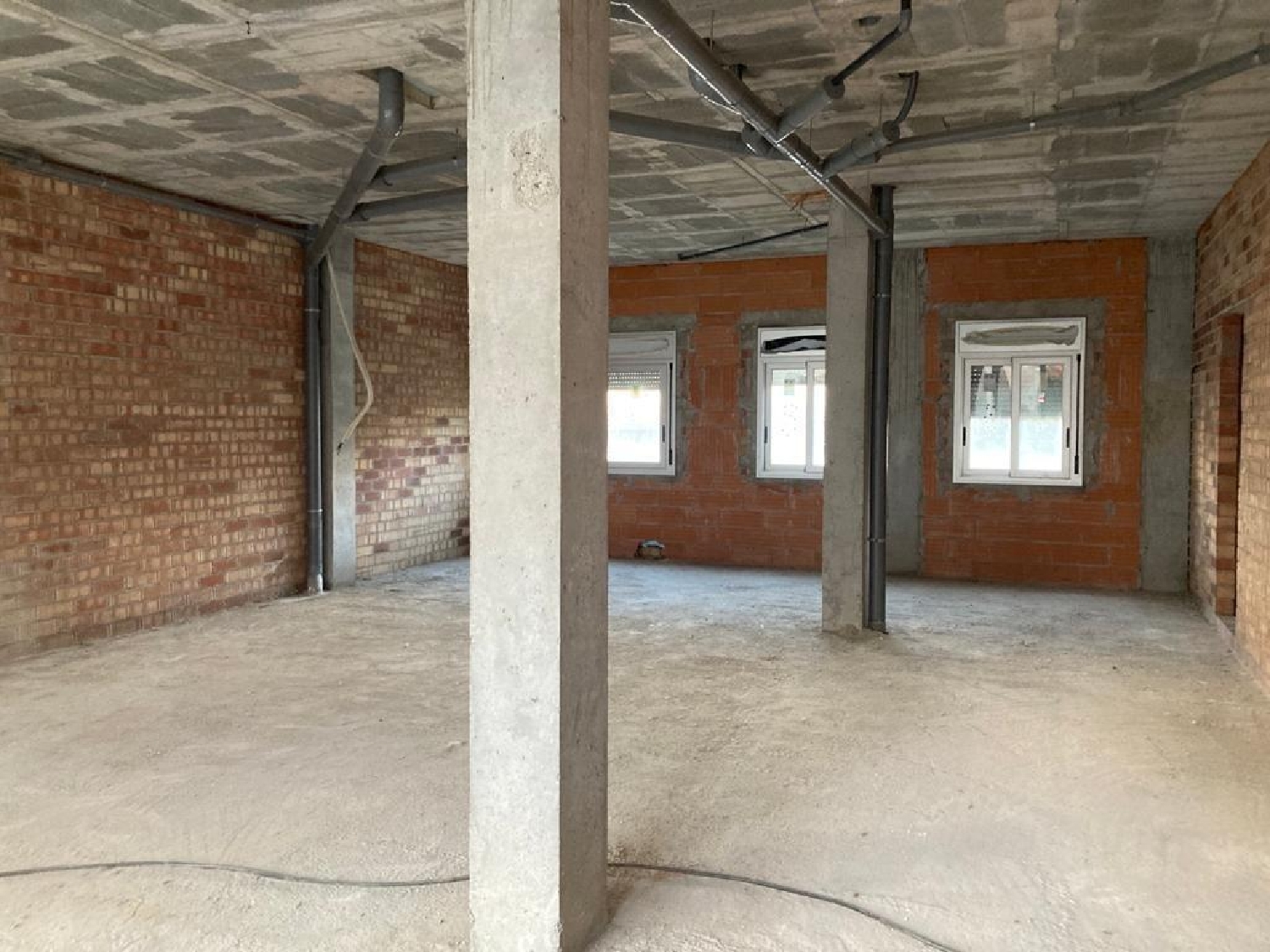 till salu lokal Manresa Bages 4