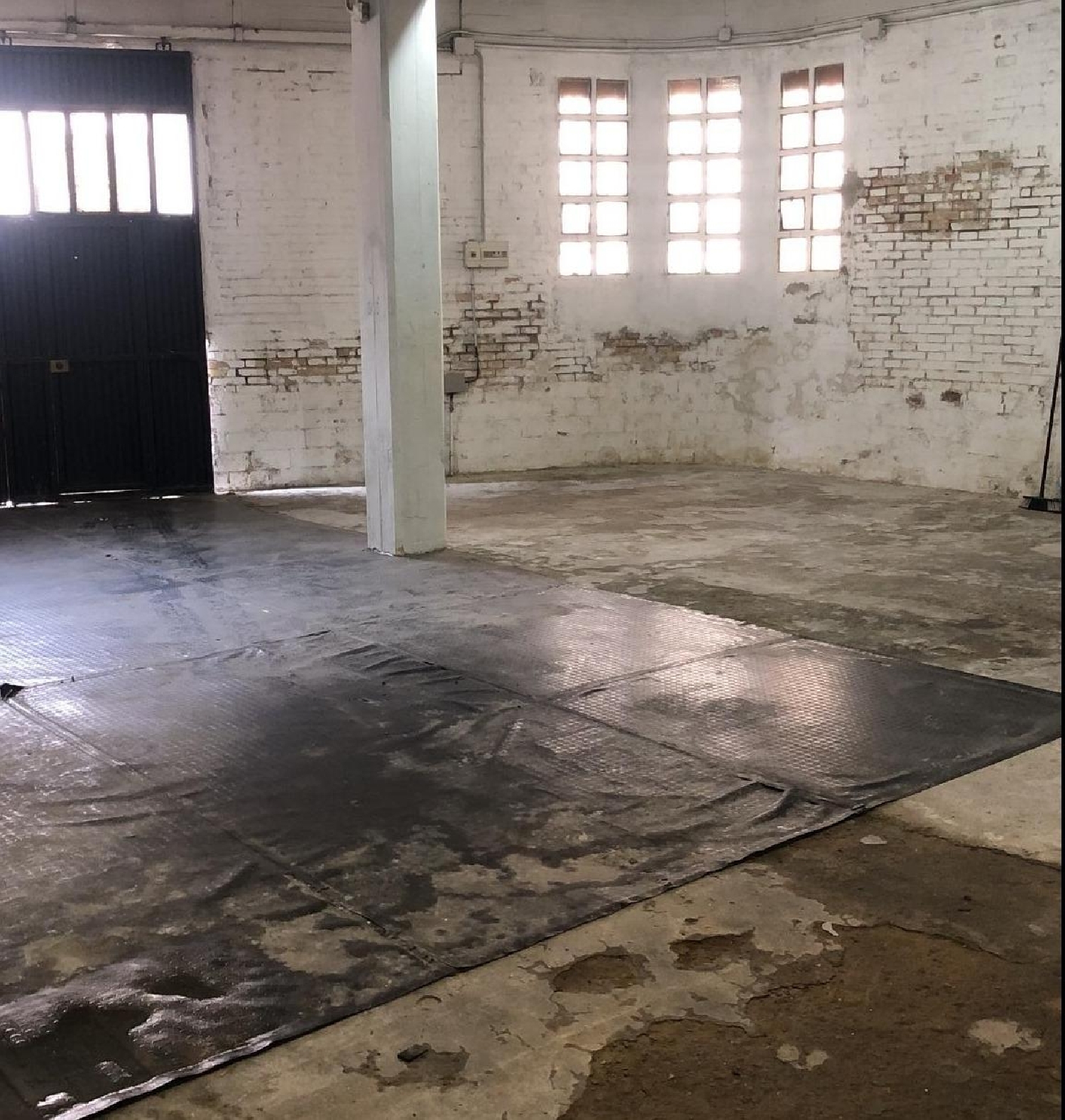  till salu lokal Manresa Bages 1