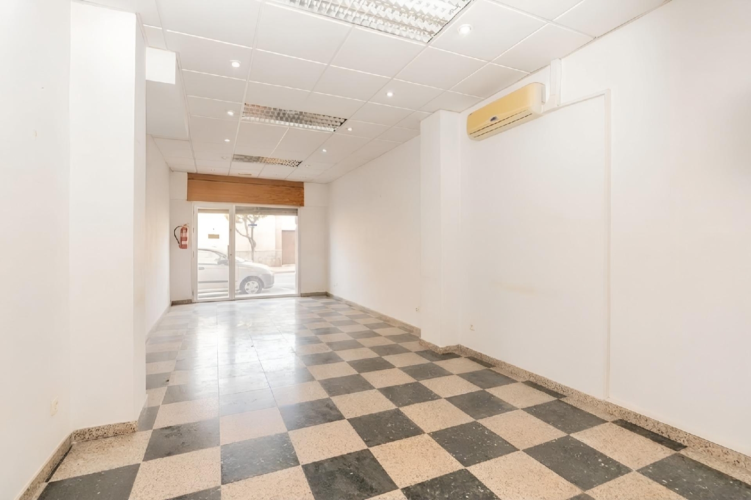  en venta local Motril Costa Tropical 2