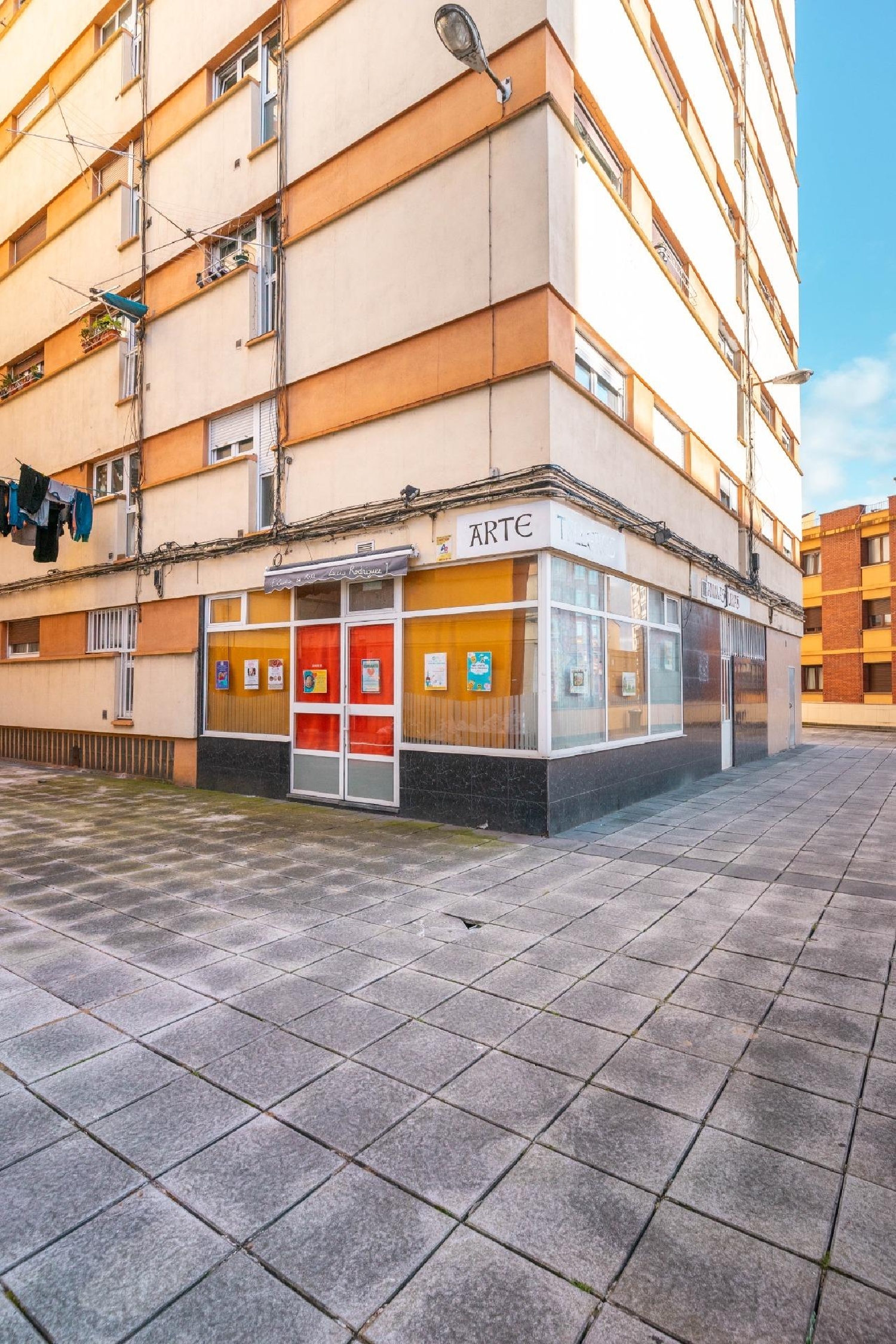  for sale commercial premise Oviedo Centro 33009 Oviedo 4