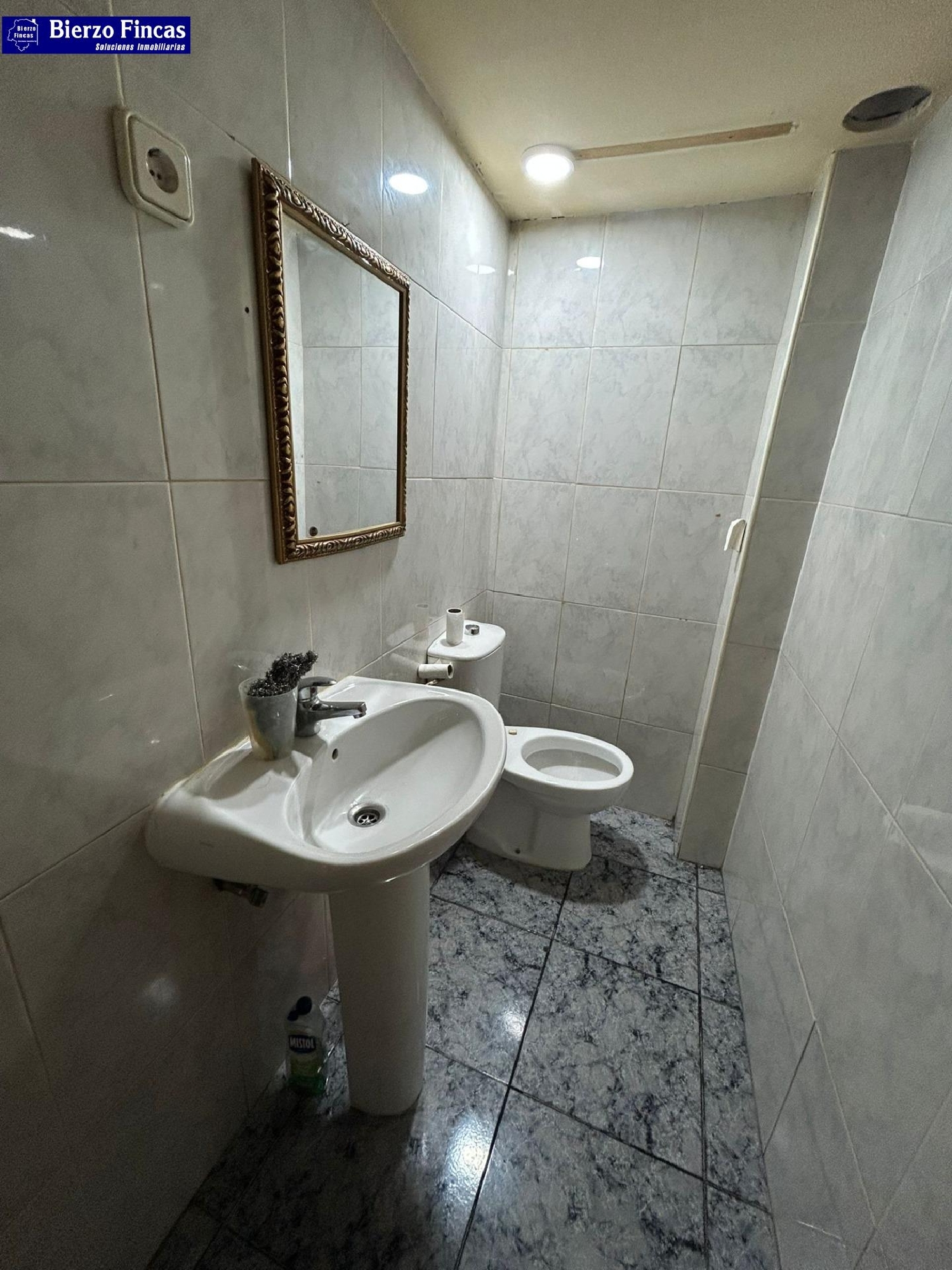 à vendre local commercial Ponferrada 24400 Bierzo (El) 3