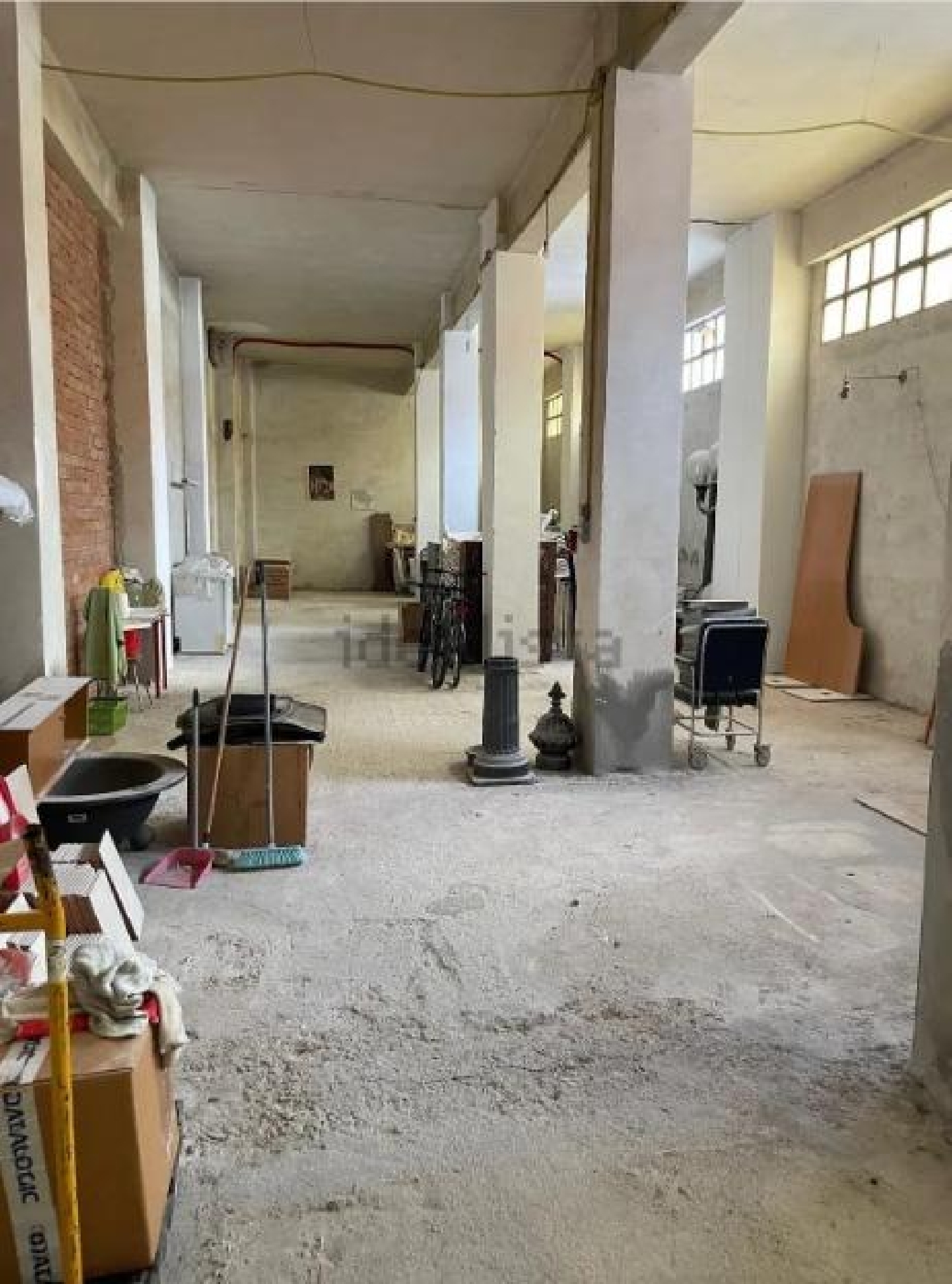  en venta local Sánsoain Media Oriental 8