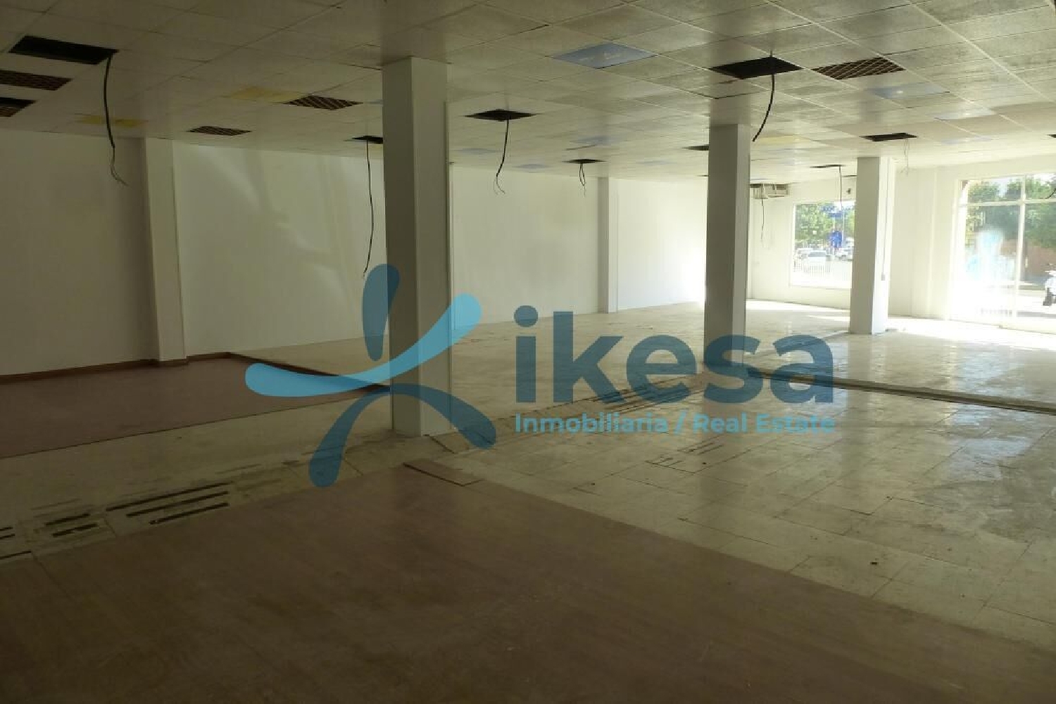  till salu lokal Sevilla La Nueva Sur 7