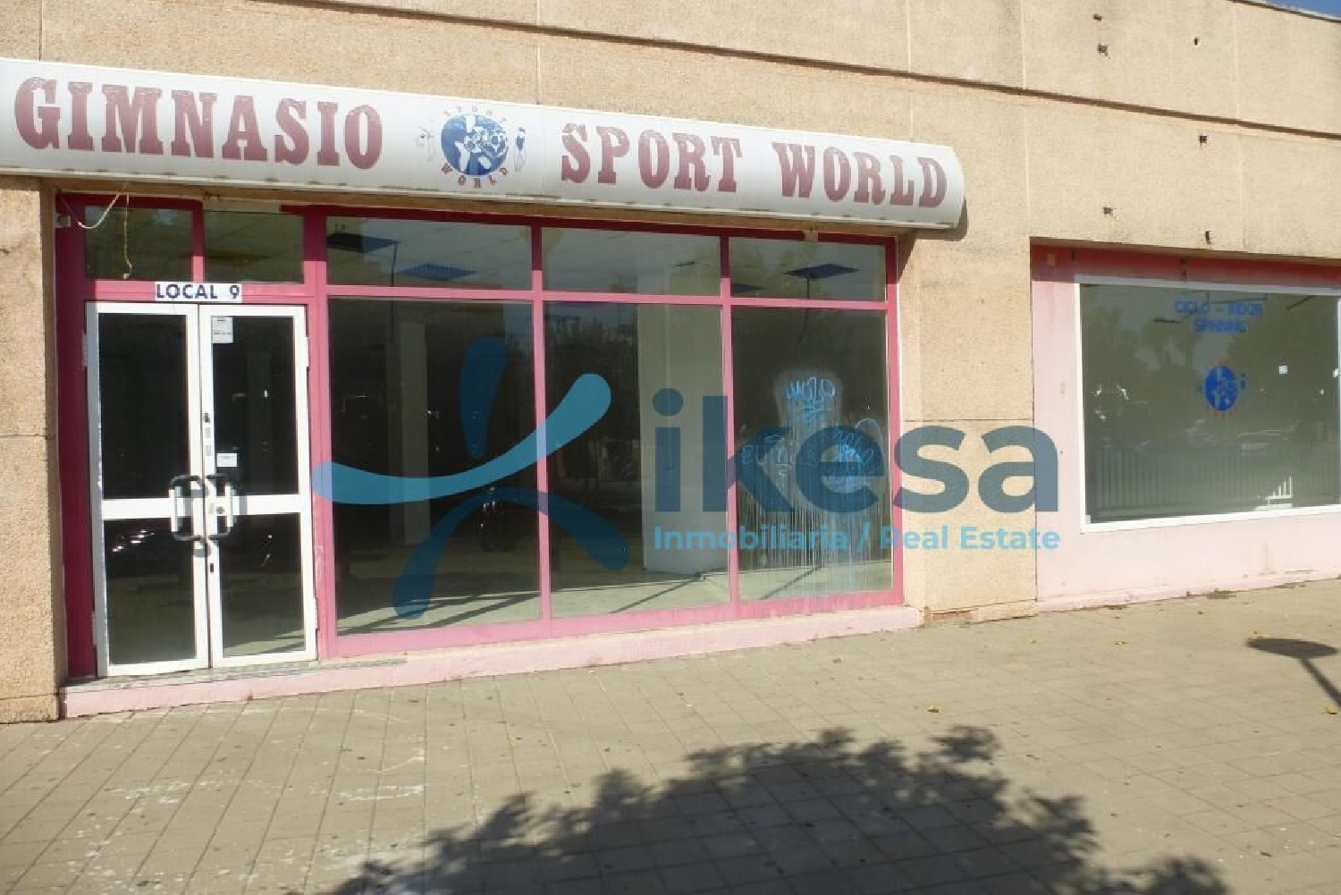  till salu lokal Sevilla La Nueva Sur 3