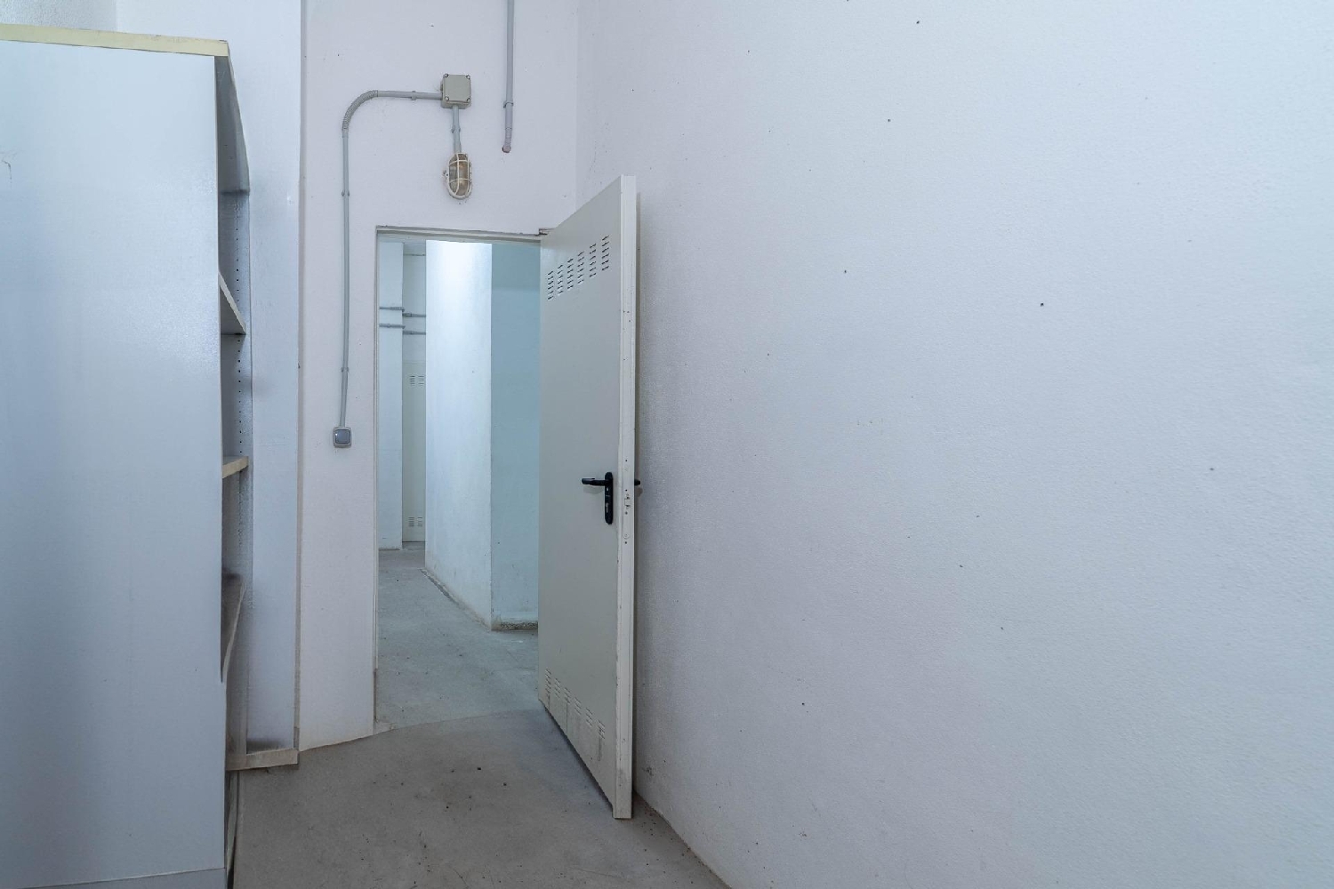 te koop bedrijfsruimte Sevilla La Nueva Sur 7