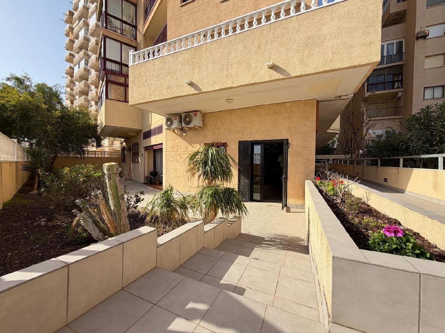  en venta local Torrevieja Baix Segura 4