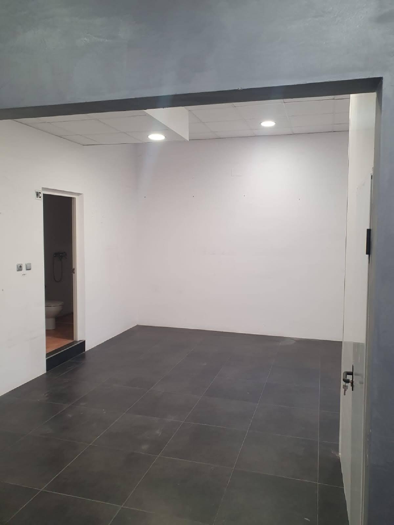  en venta local Tortosa Baix Ebre 2