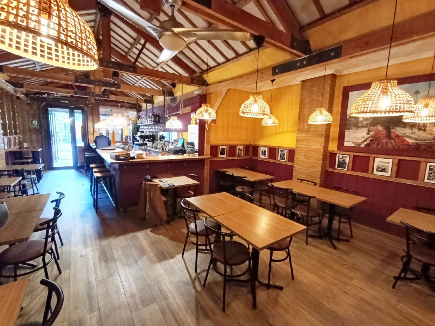  till salu lokal Valencia De Las Torres Campiña Sur 5