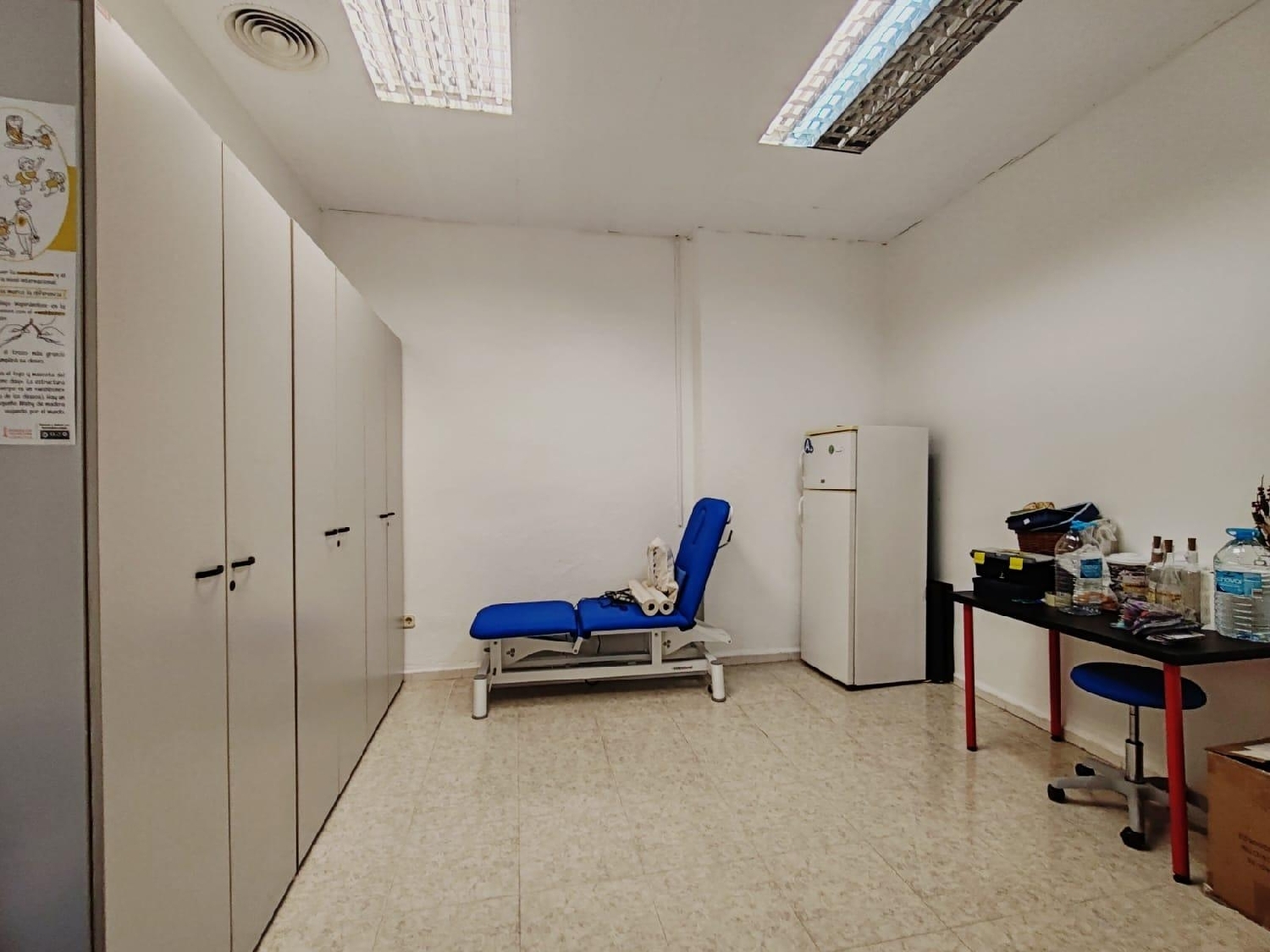 till salu lokal Valencia De Las Torres Campiña Sur 8