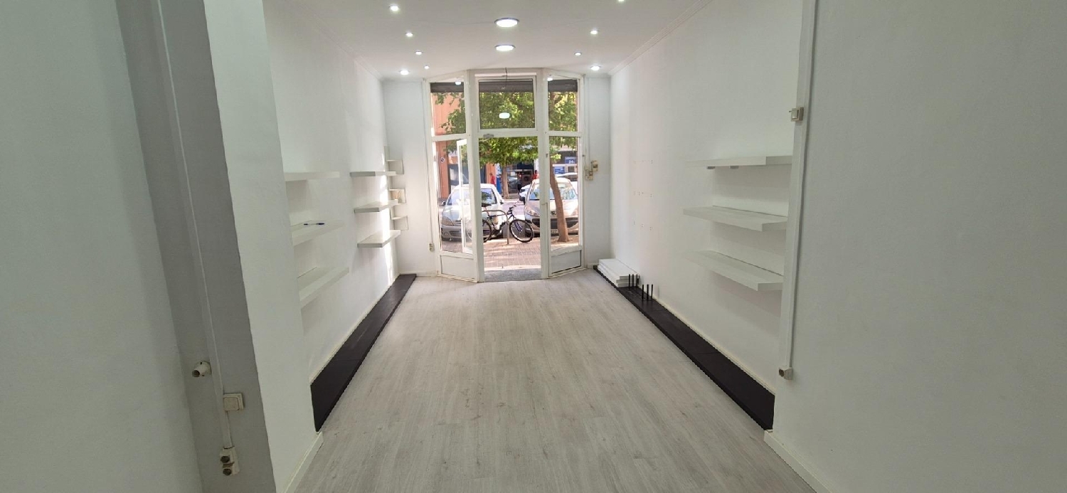  te koop bedrijfsruimte Valencia De Las Torres Campiña Sur 1