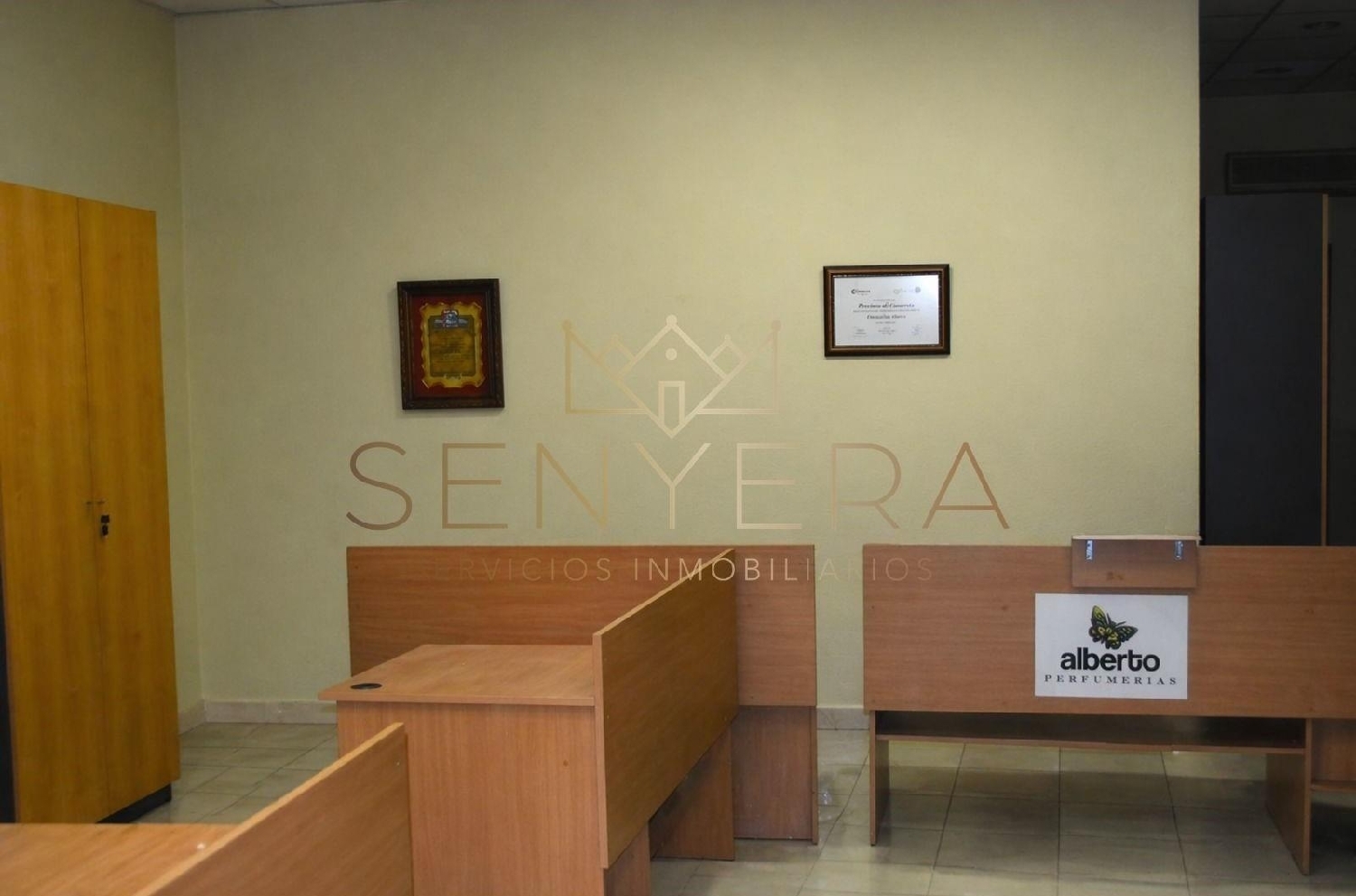  till salu lokal Valencia De Las Torres Campiña Sur 1