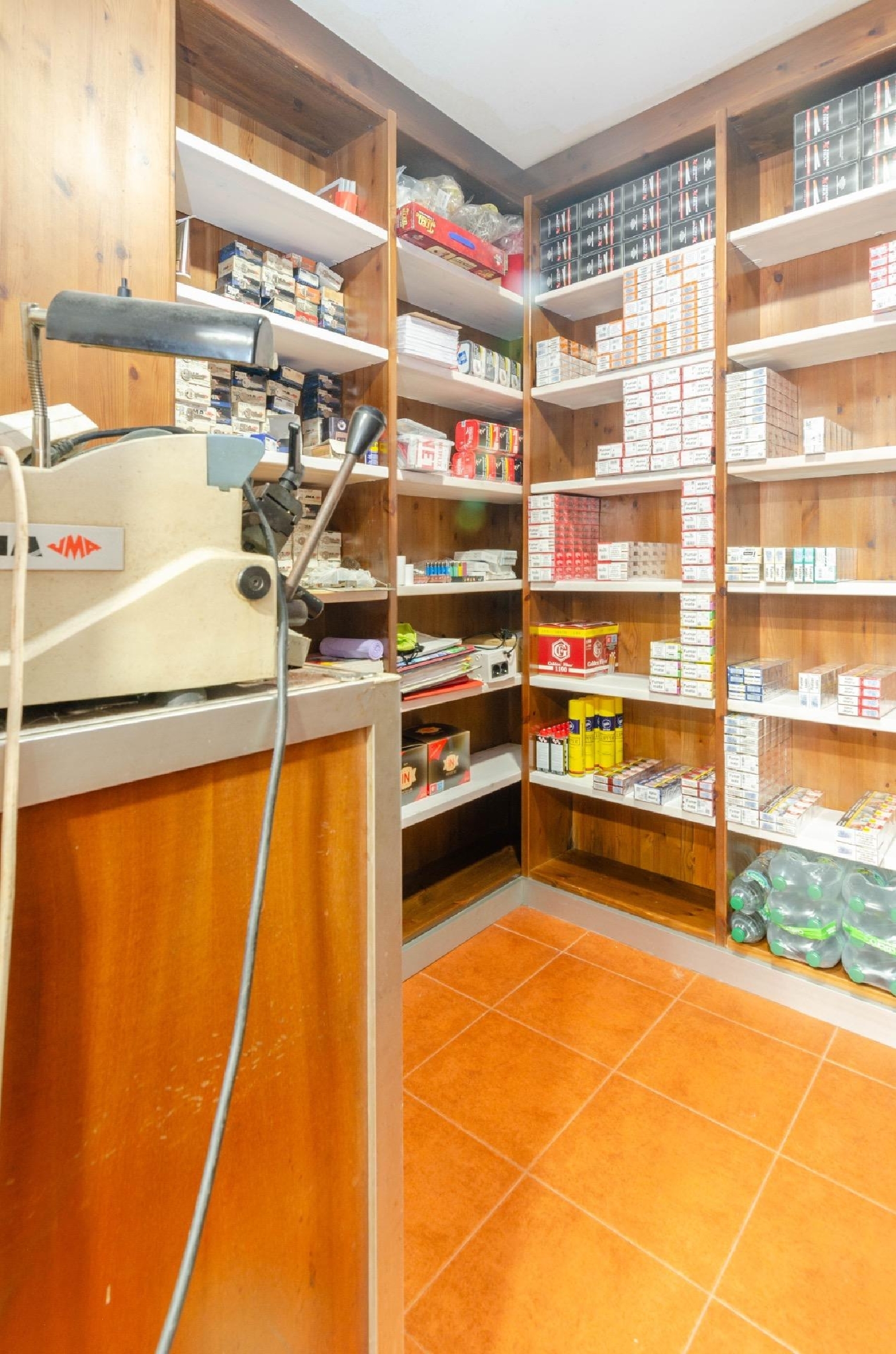  en venta local Vegafriosa Avilés 5