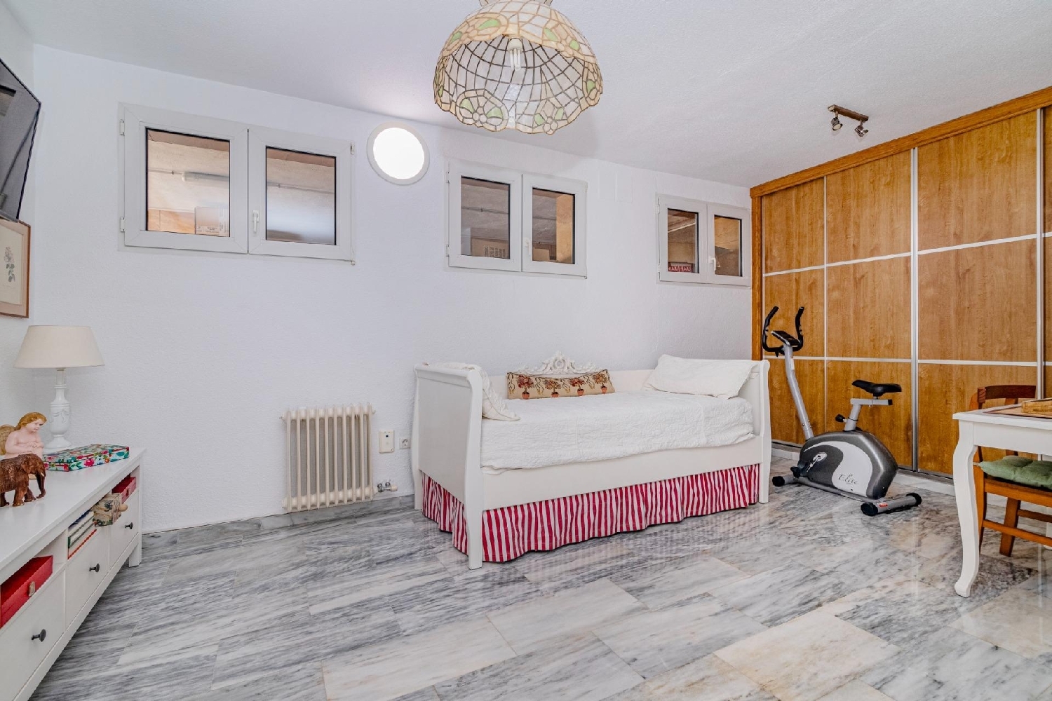  te koop twee-onder-een-kapwoning Jun Vega De Granada 6