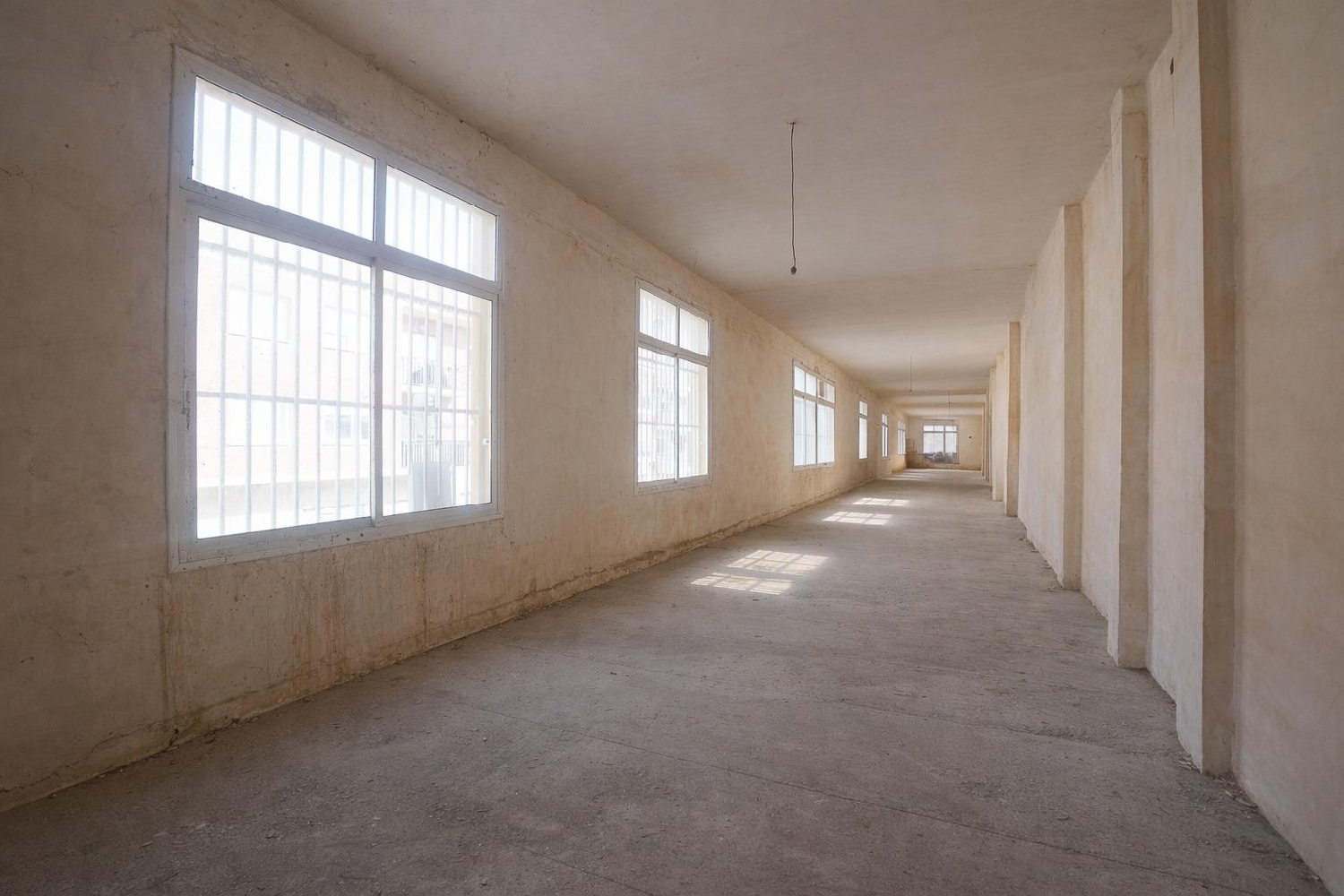  te koop winkel Barriada Les Tres Creus Bages 8