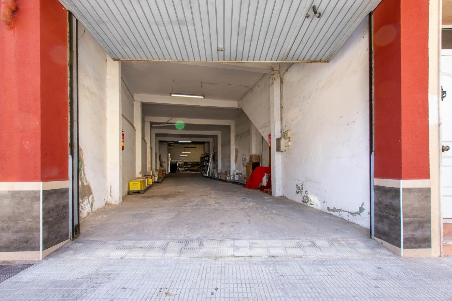  for sale shop Carcaixent Ribera Alta 3