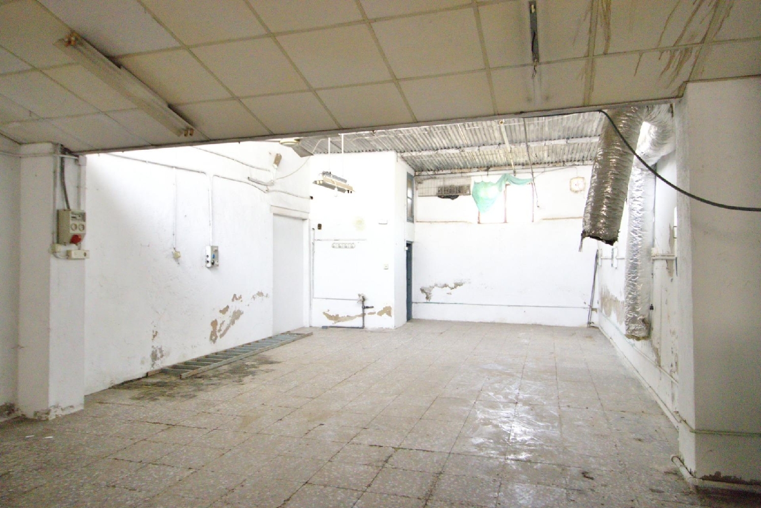  en venta comercio Cheda Arzúa 2