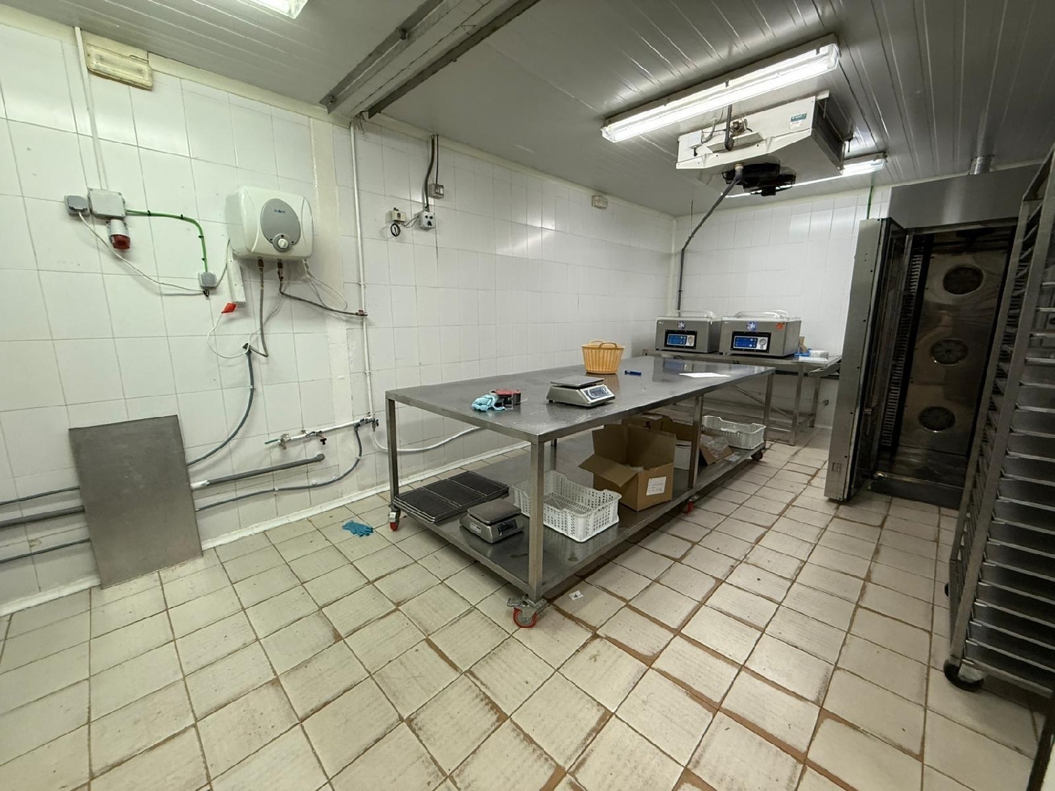  till salu butik Pilas Aljarafe 4