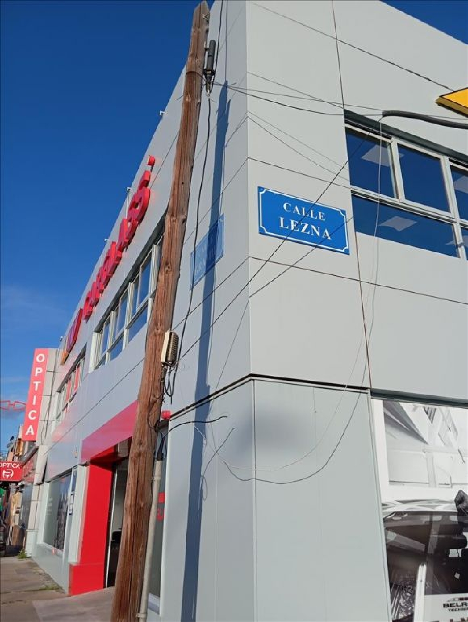  te koop winkel Sevilla La Nueva Sur 3