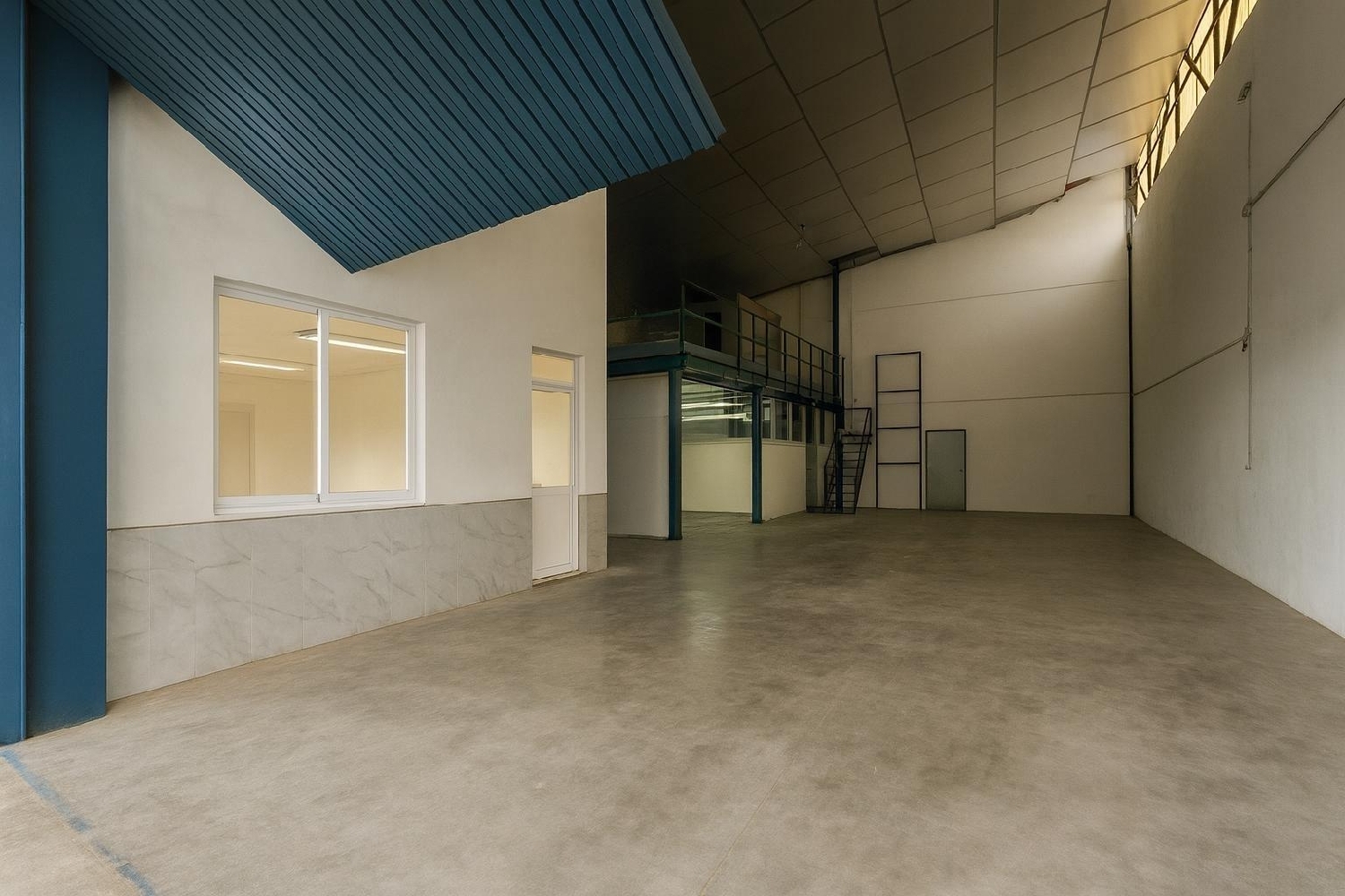  for sale shop Villafranca De Córdoba Alto Guadalquivir 1