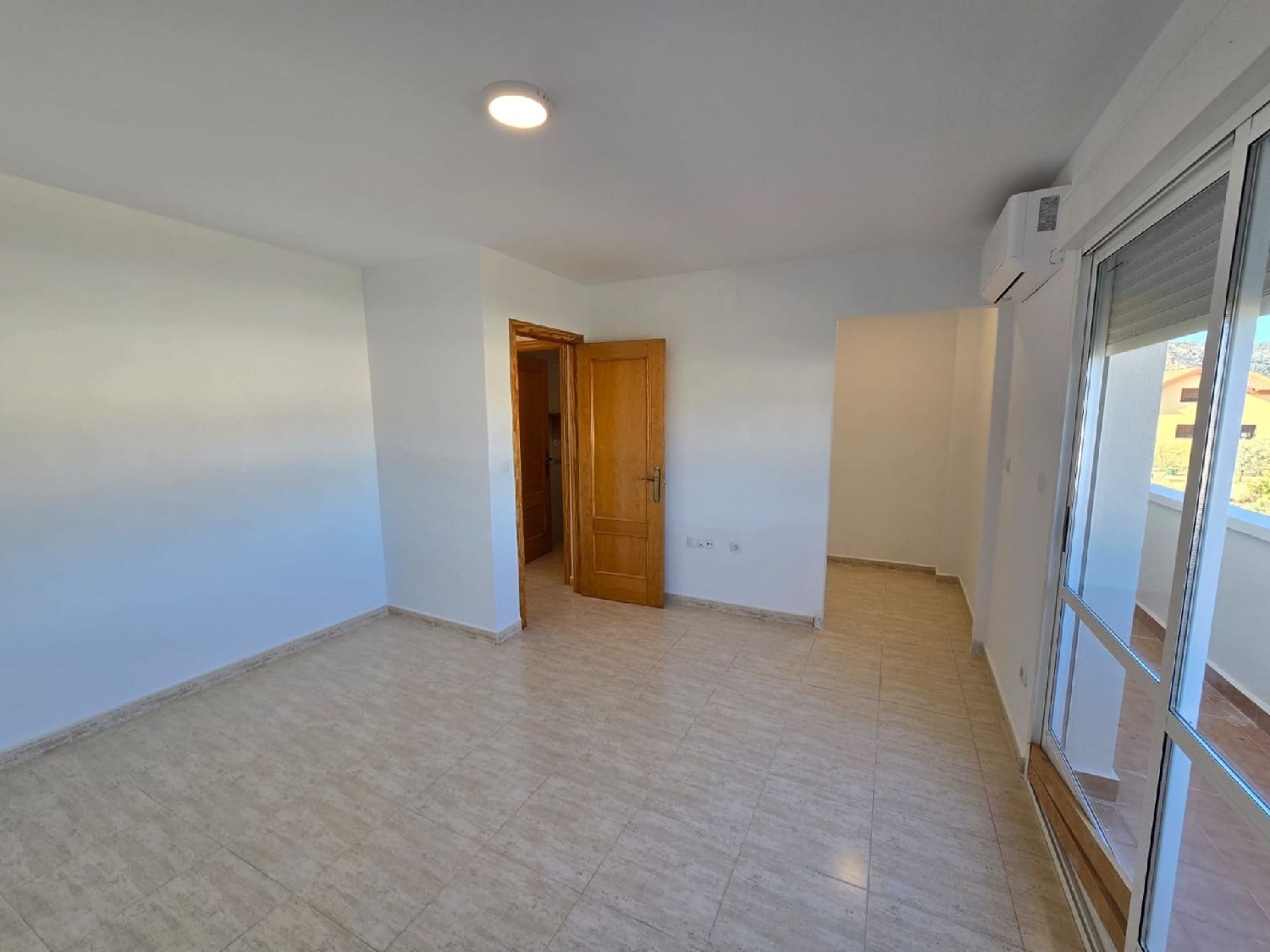 till salu radhus Salinas Alt Vinalopó 18