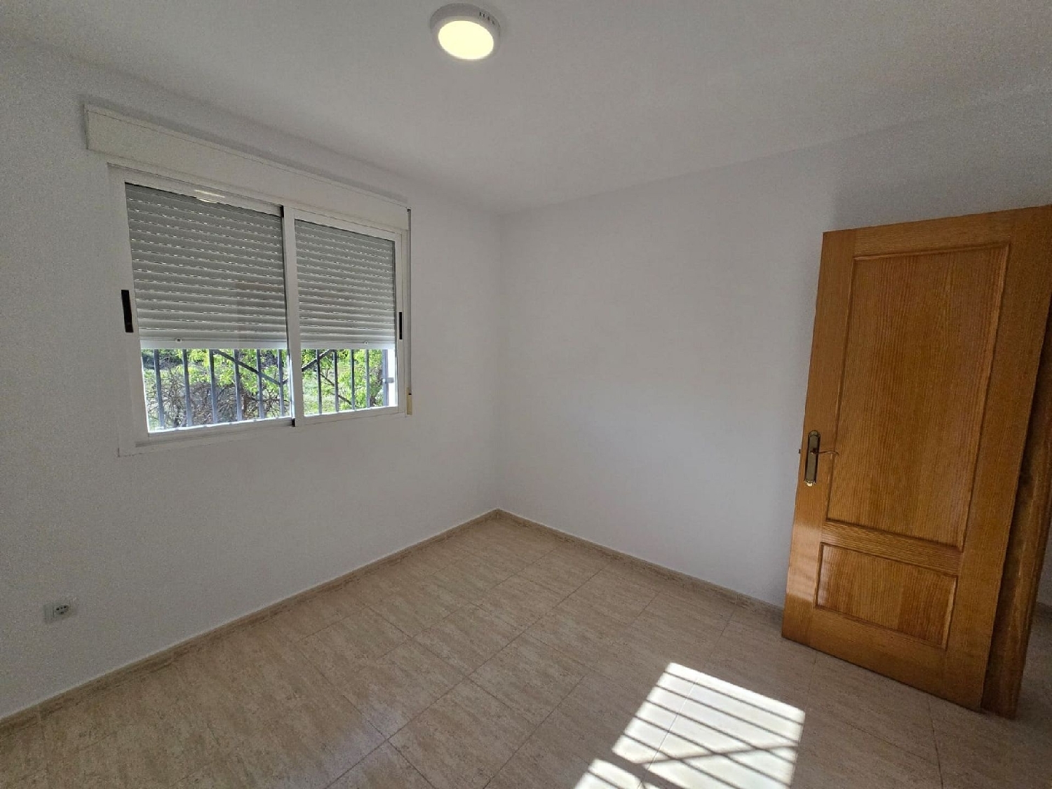 till salu radhus Salinas Alt Vinalopó 15