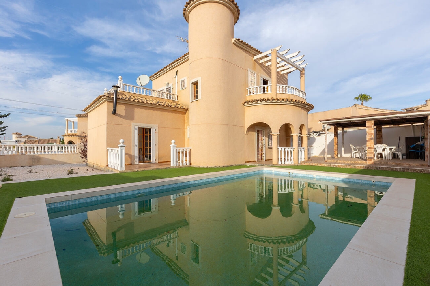  for sale villa Almoradí Baix Segura 1