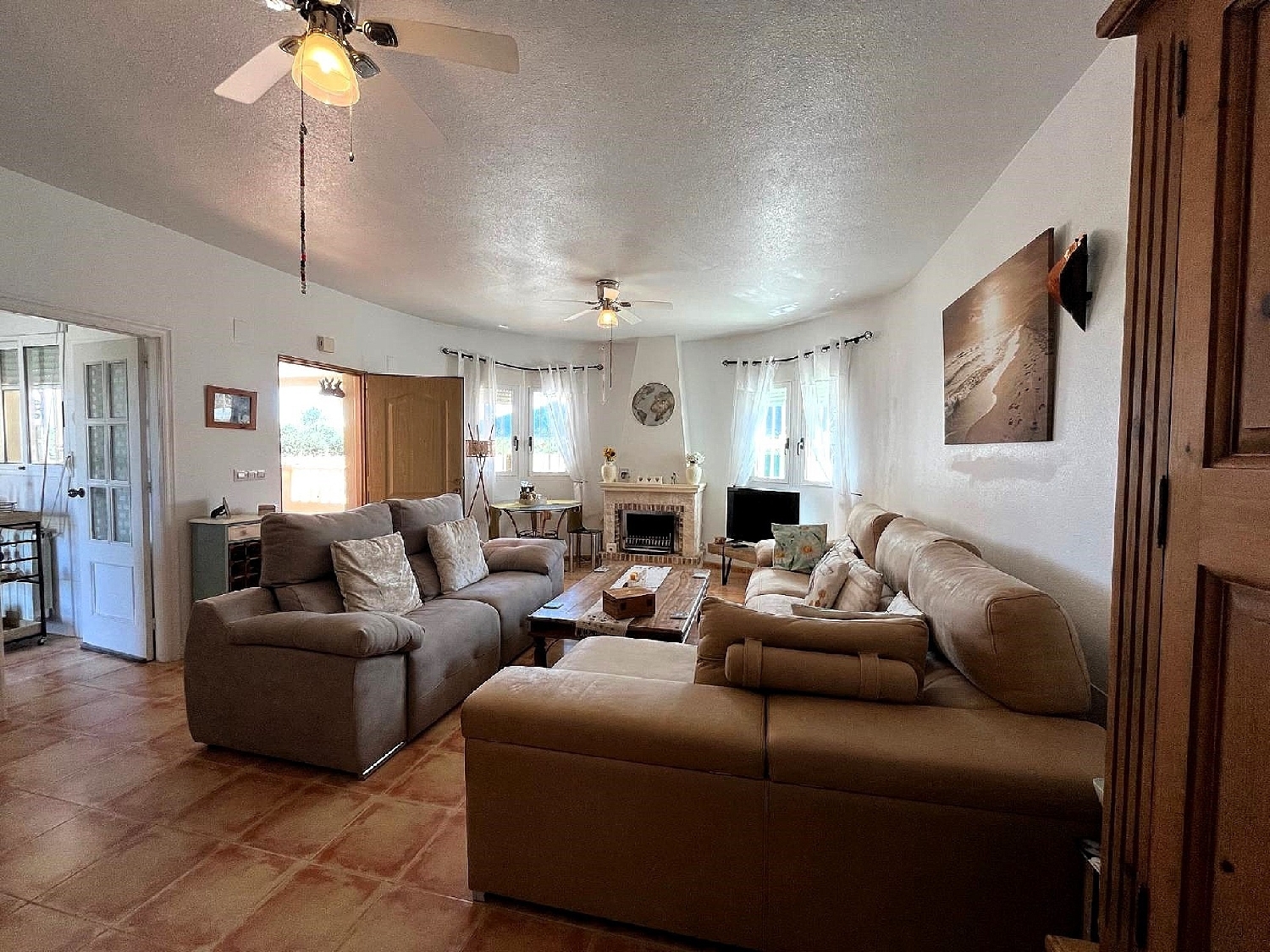 te koop villa Castalla Alcoia 4