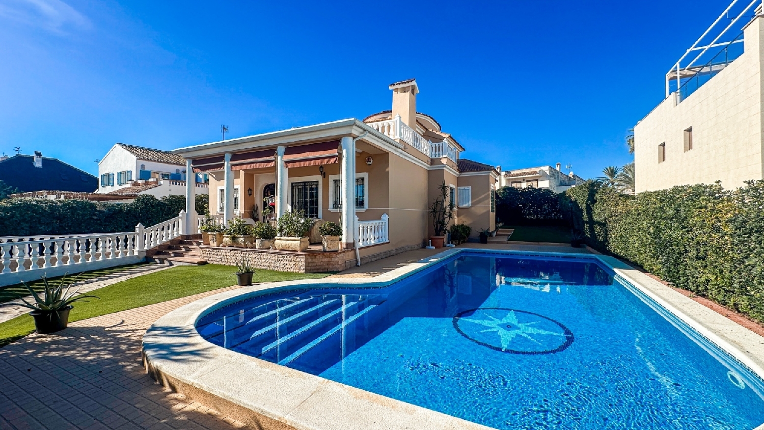  for sale villa Torrevieja Baix Segura 1