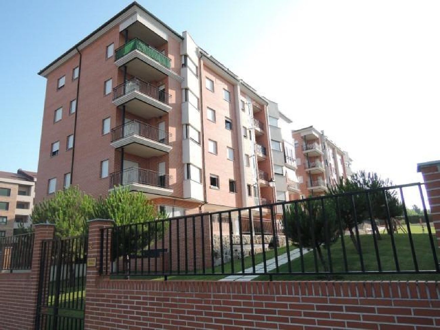  for sale apartment Aquelavila Arzúa 1
