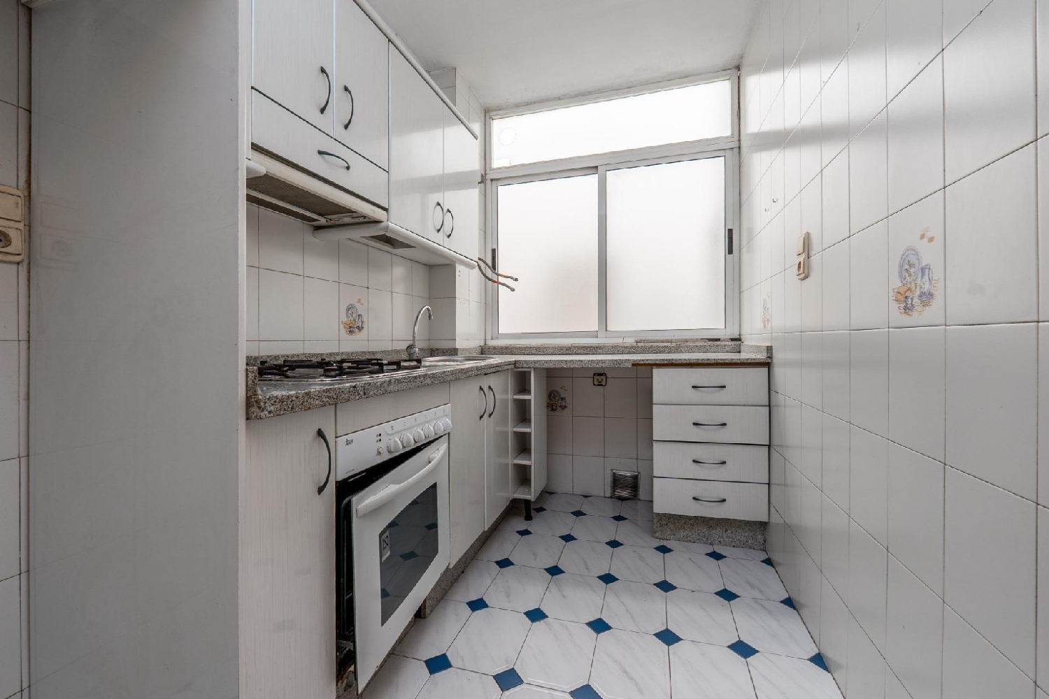 till salu lägenhet Barrio De Granada Alacantí 8