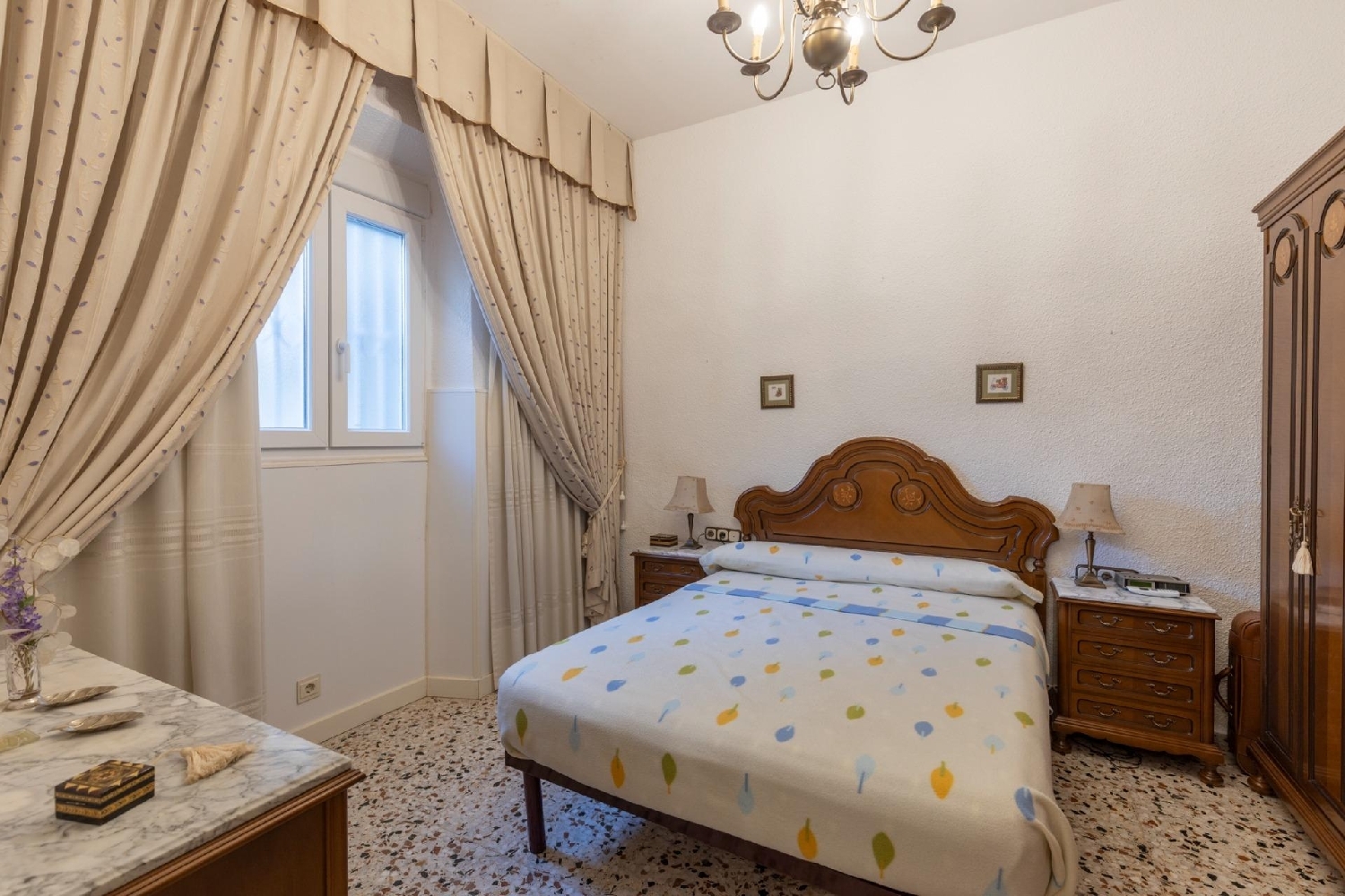  till salu lägenhet Barrio De Granada Alacantí 8