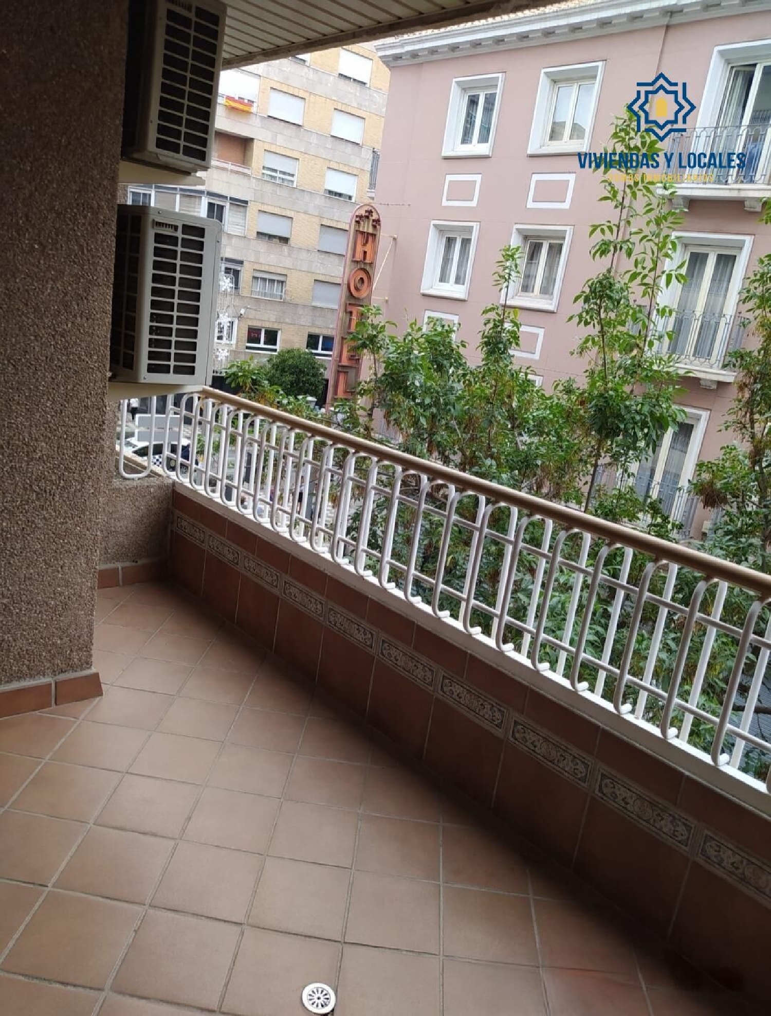 till salu lägenhet Barrio De Granada Alacantí 1