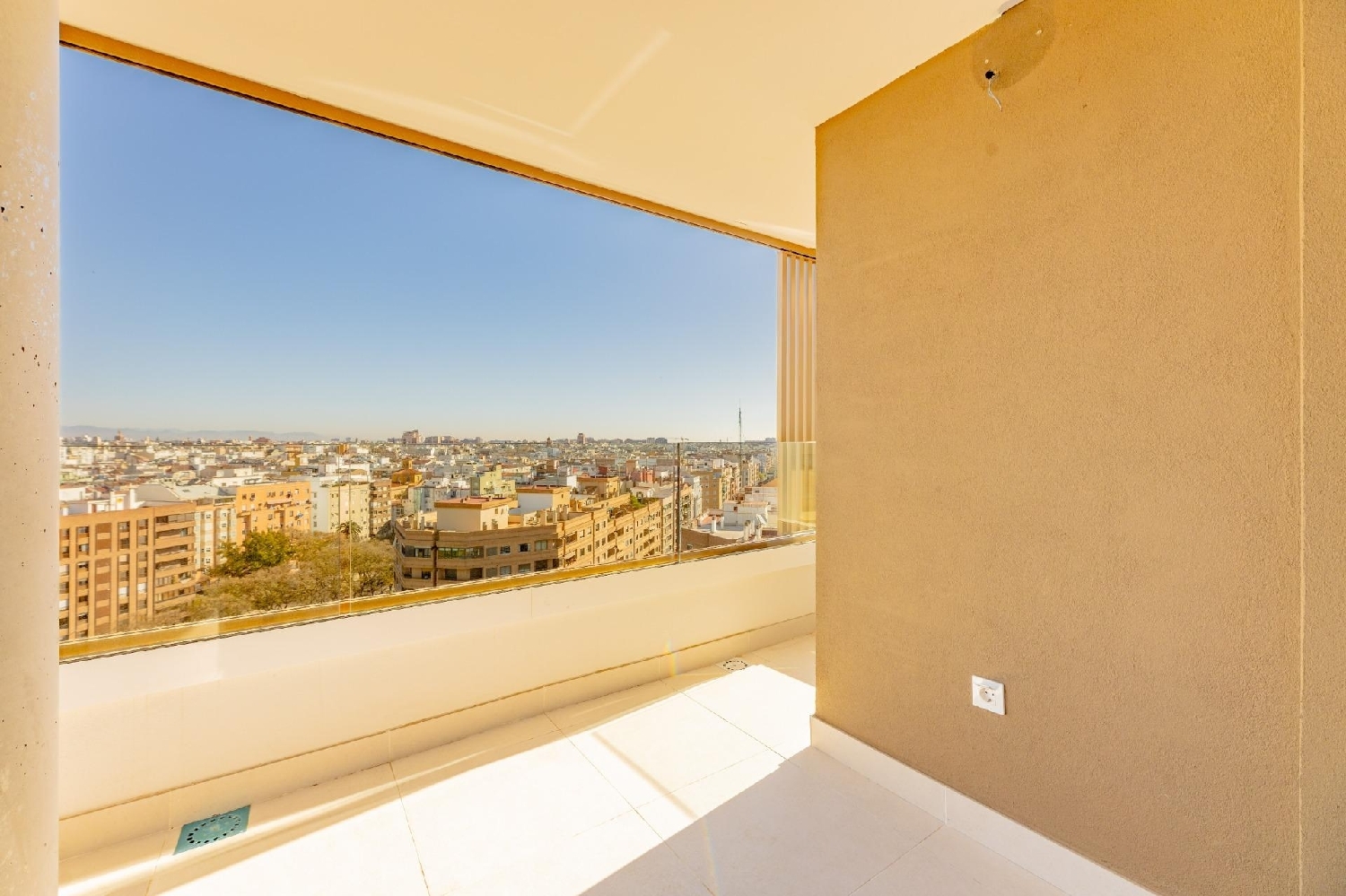  till salu lägenhet Valencia De Las Torres Campiña Sur 4