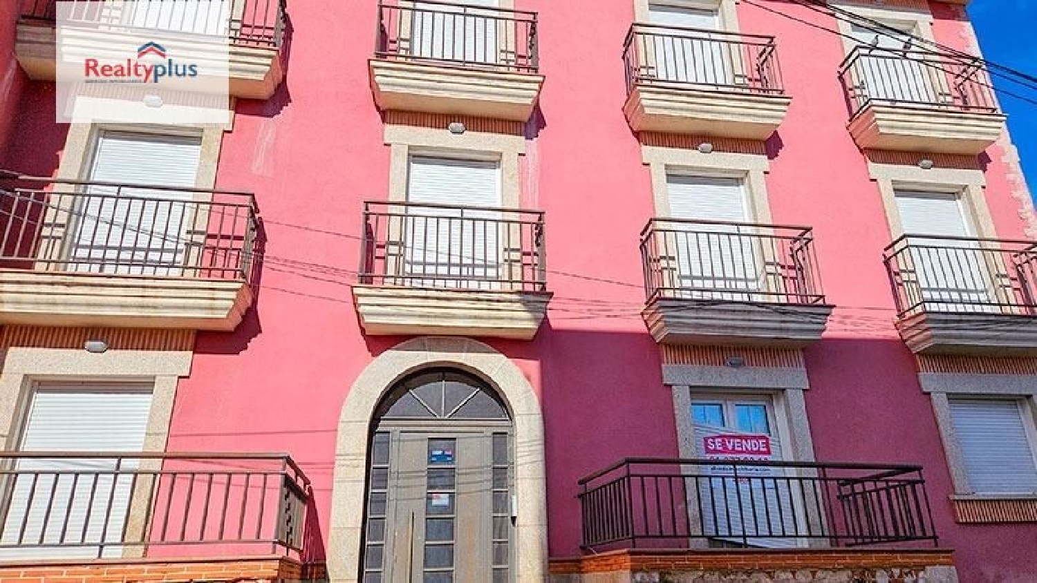 en venta edificio El Tiemblo Alberche 2