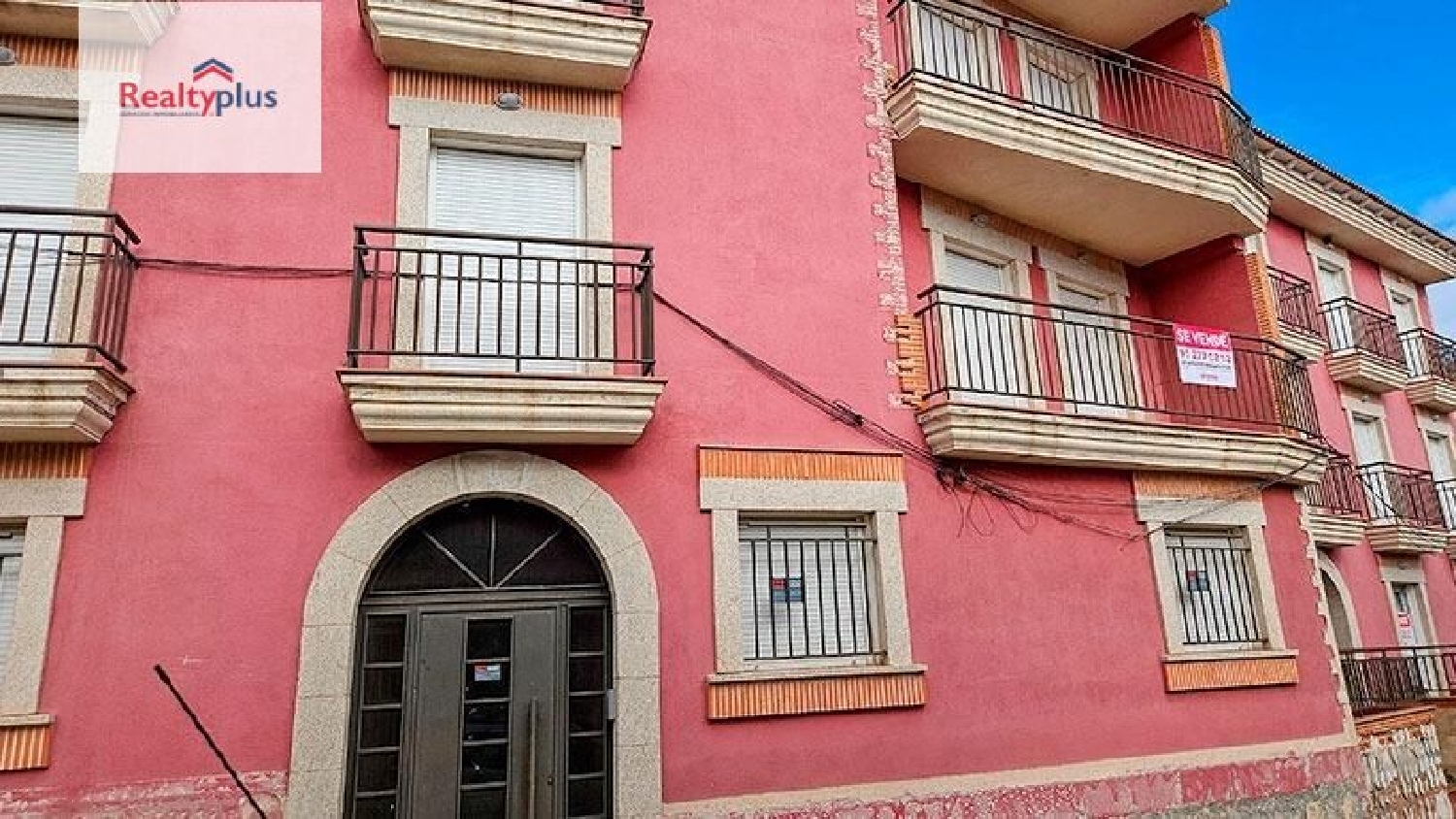 en venta edificio El Tiemblo Alberche 1