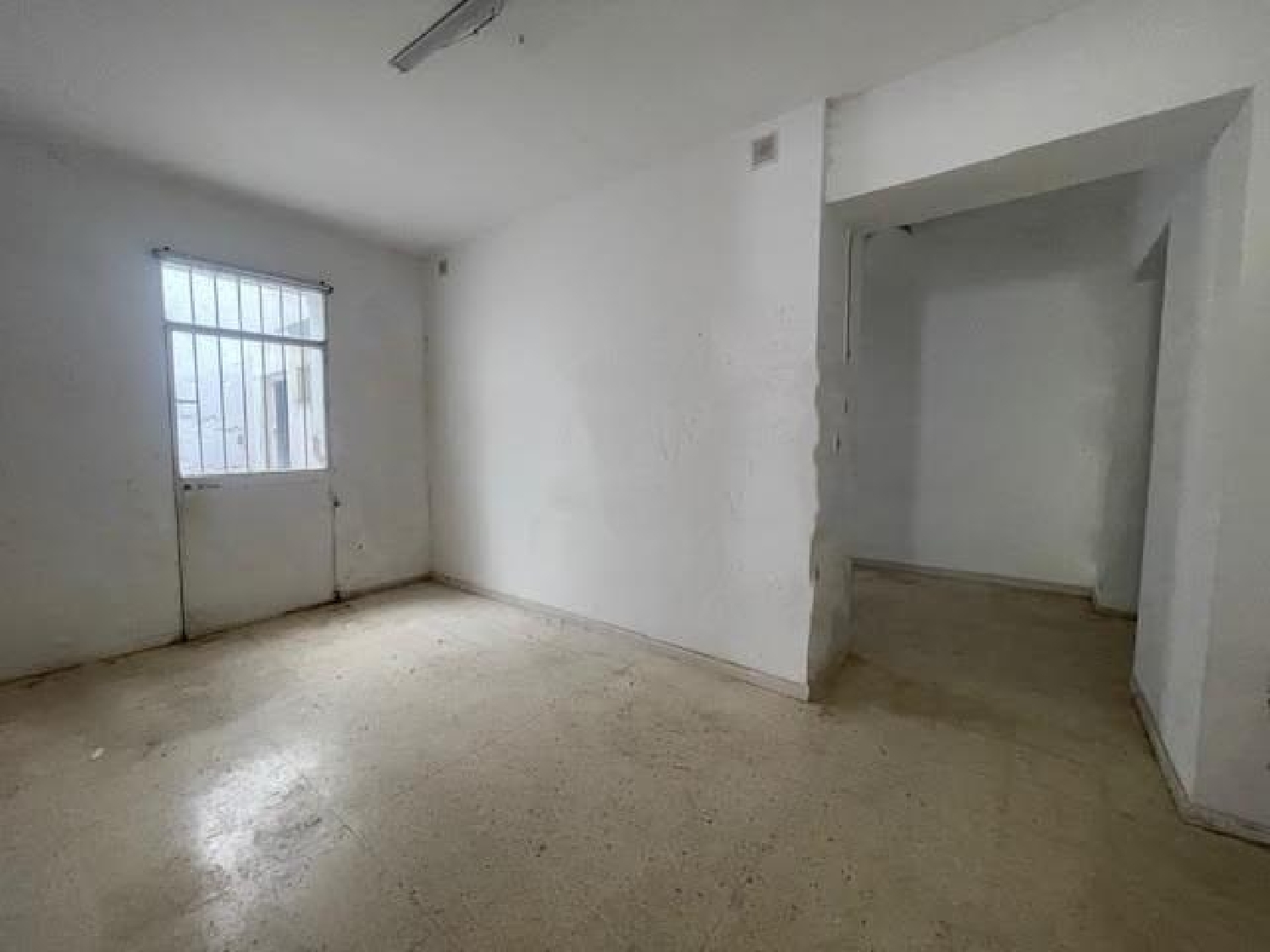  till salu byggnad Sevilla La Nueva Sur 8