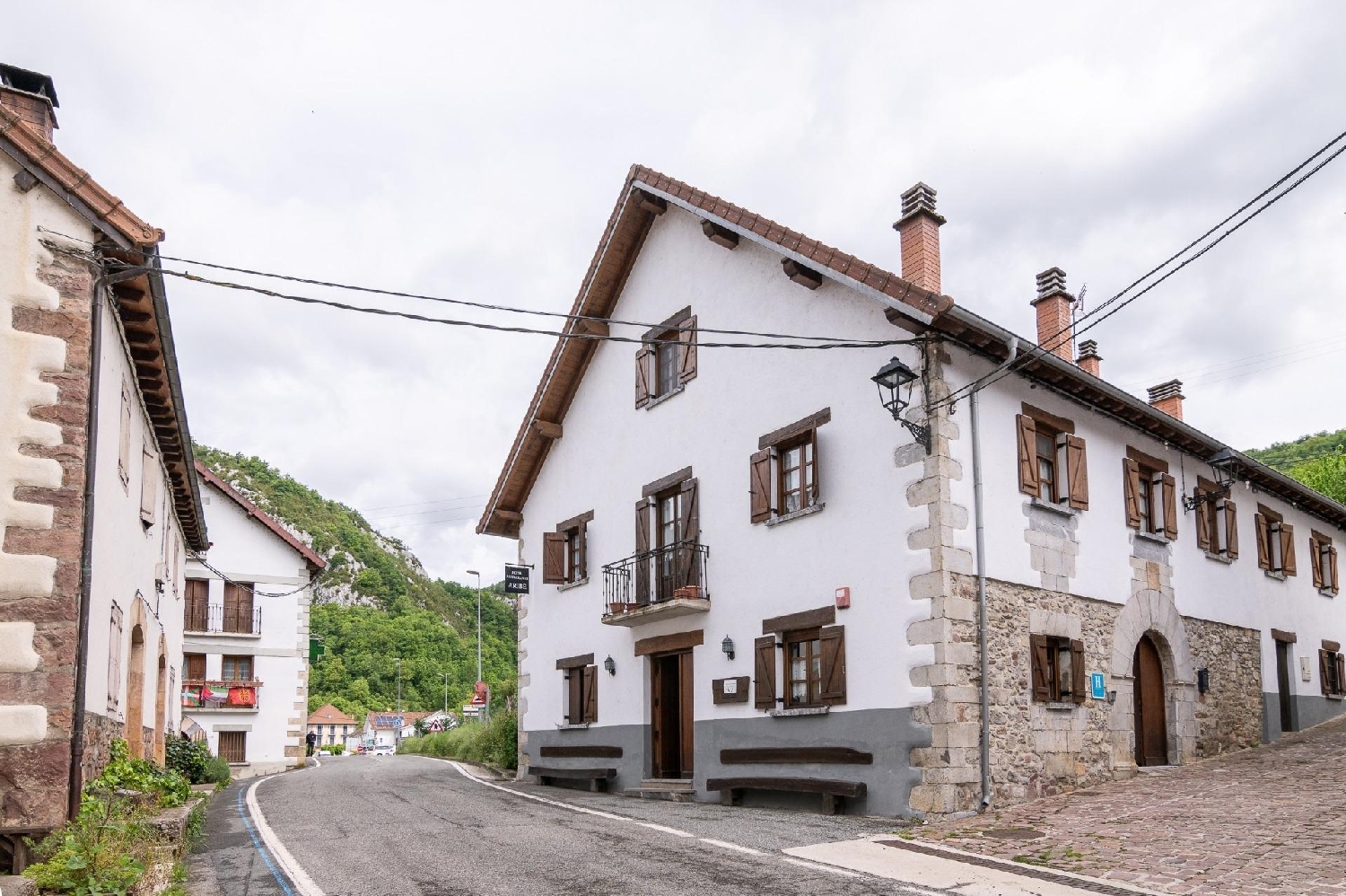 te koop hotel Aribe Pirineo 7