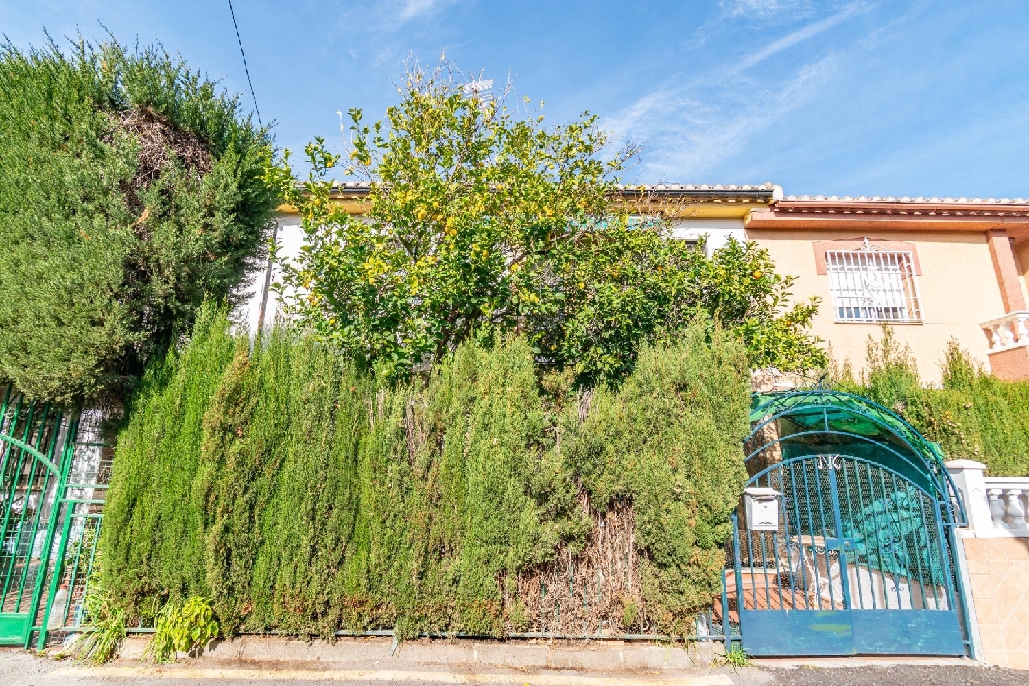  till salu hus Armilla Vega De Granada 2