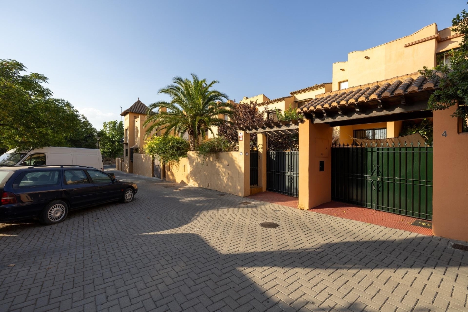  till salu hus Barrio De Granada Alacantí 4